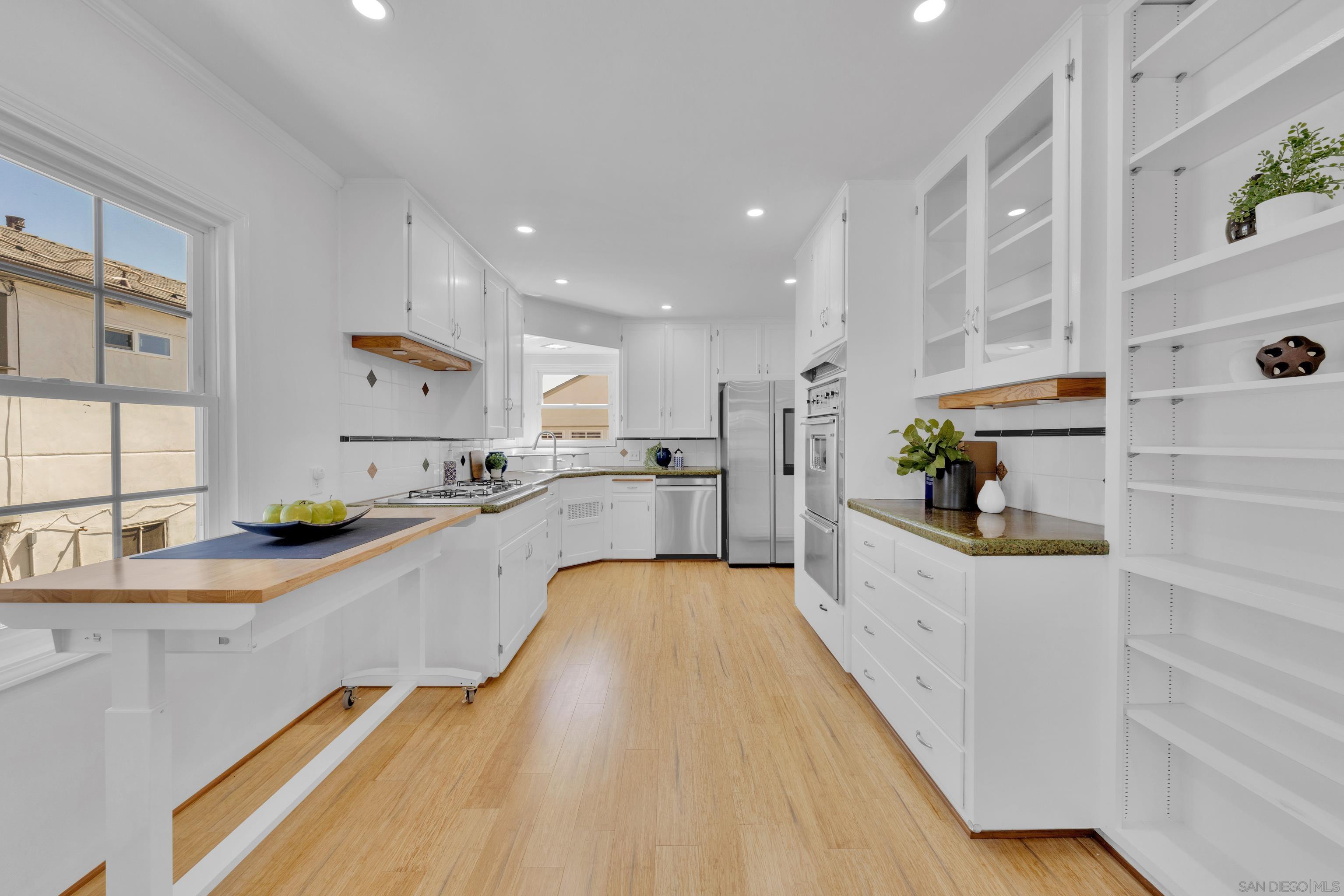 Detail Gallery Image 17 of 62 For 5445  Adams Avenue, San Diego,  CA 92115 - 3 Beds | 1/1 Baths