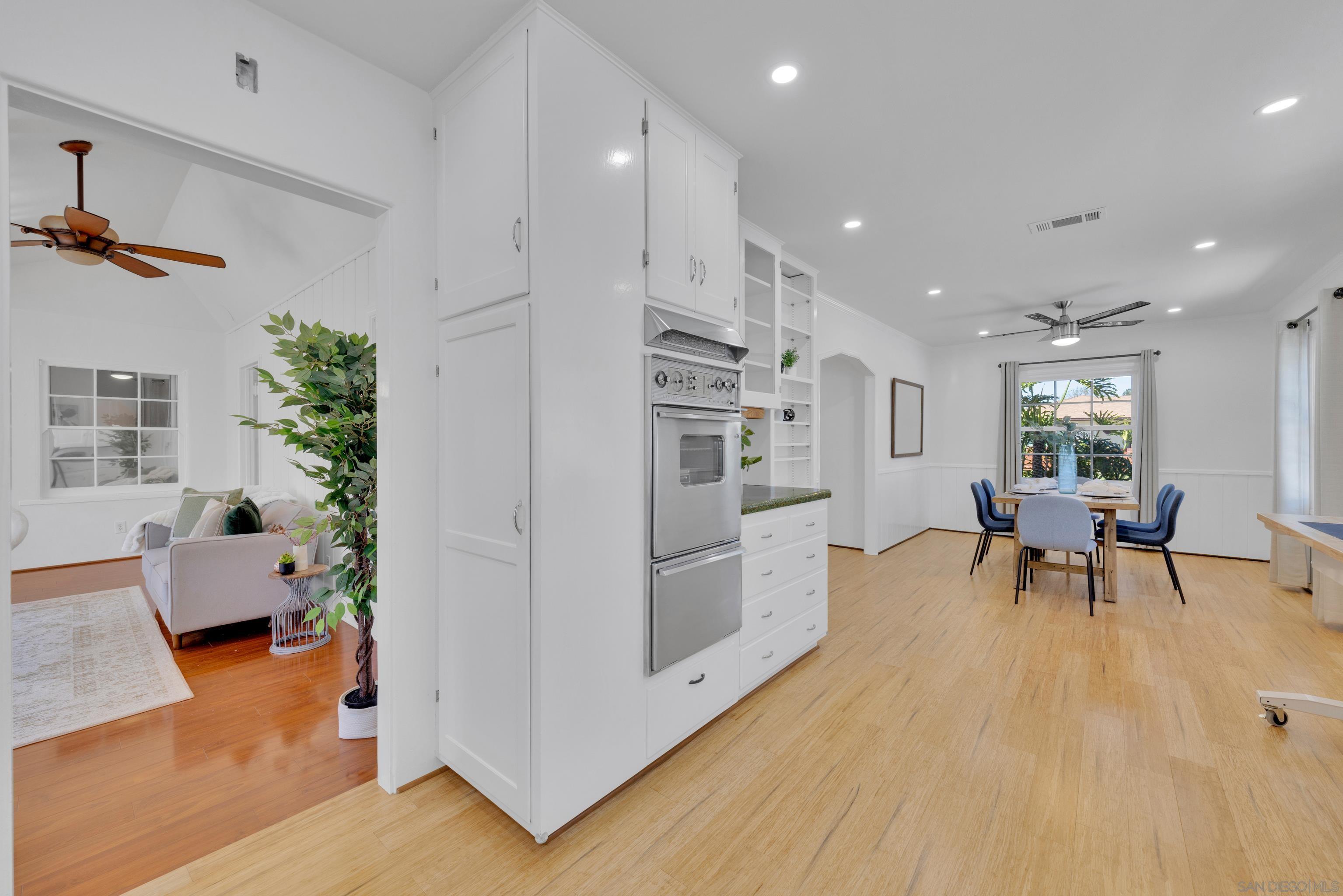 Detail Gallery Image 19 of 62 For 5445  Adams Avenue, San Diego,  CA 92115 - 3 Beds | 1/1 Baths