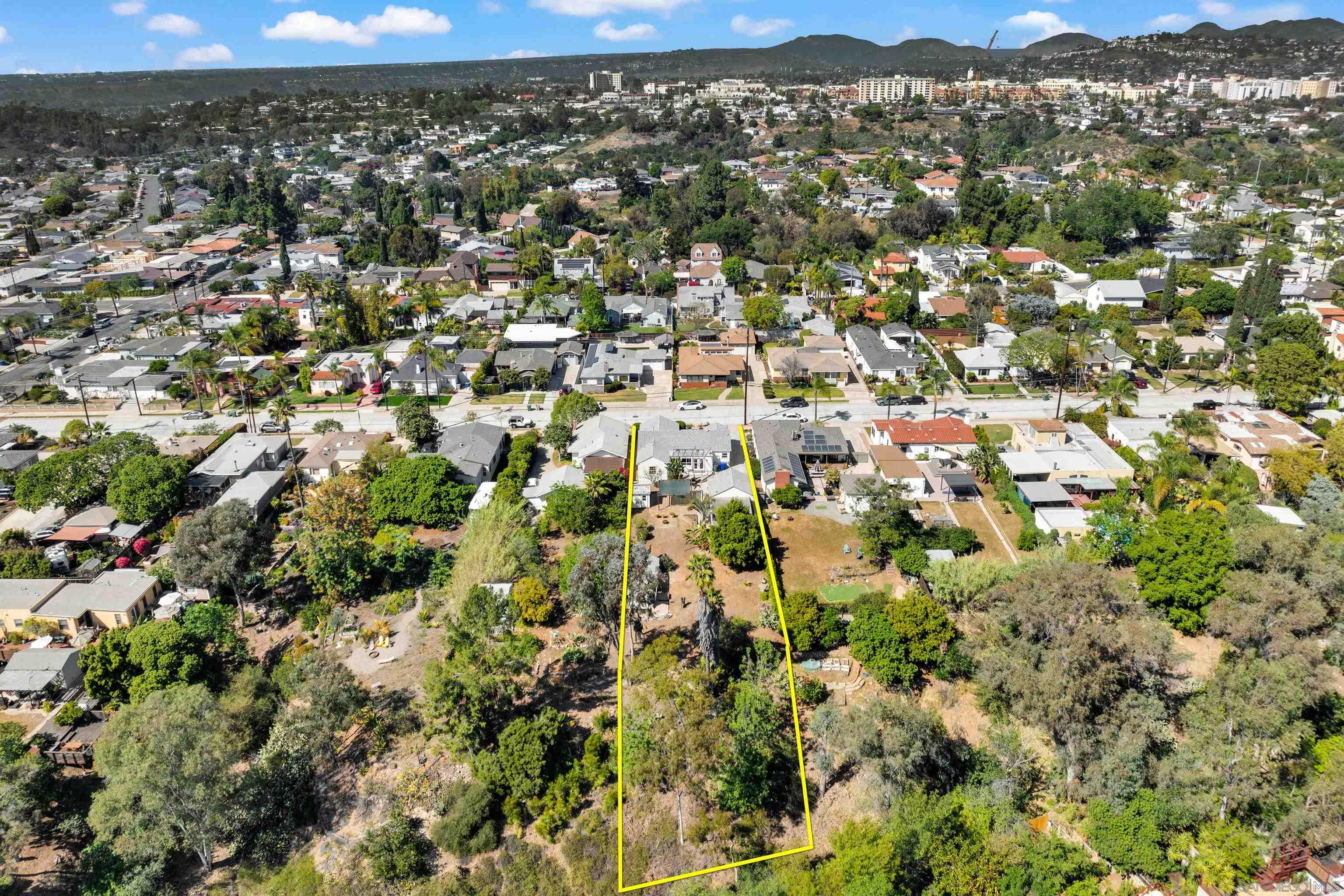 Detail Gallery Image 5 of 62 For 5445  Adams Avenue, San Diego,  CA 92115 - 3 Beds | 1/1 Baths