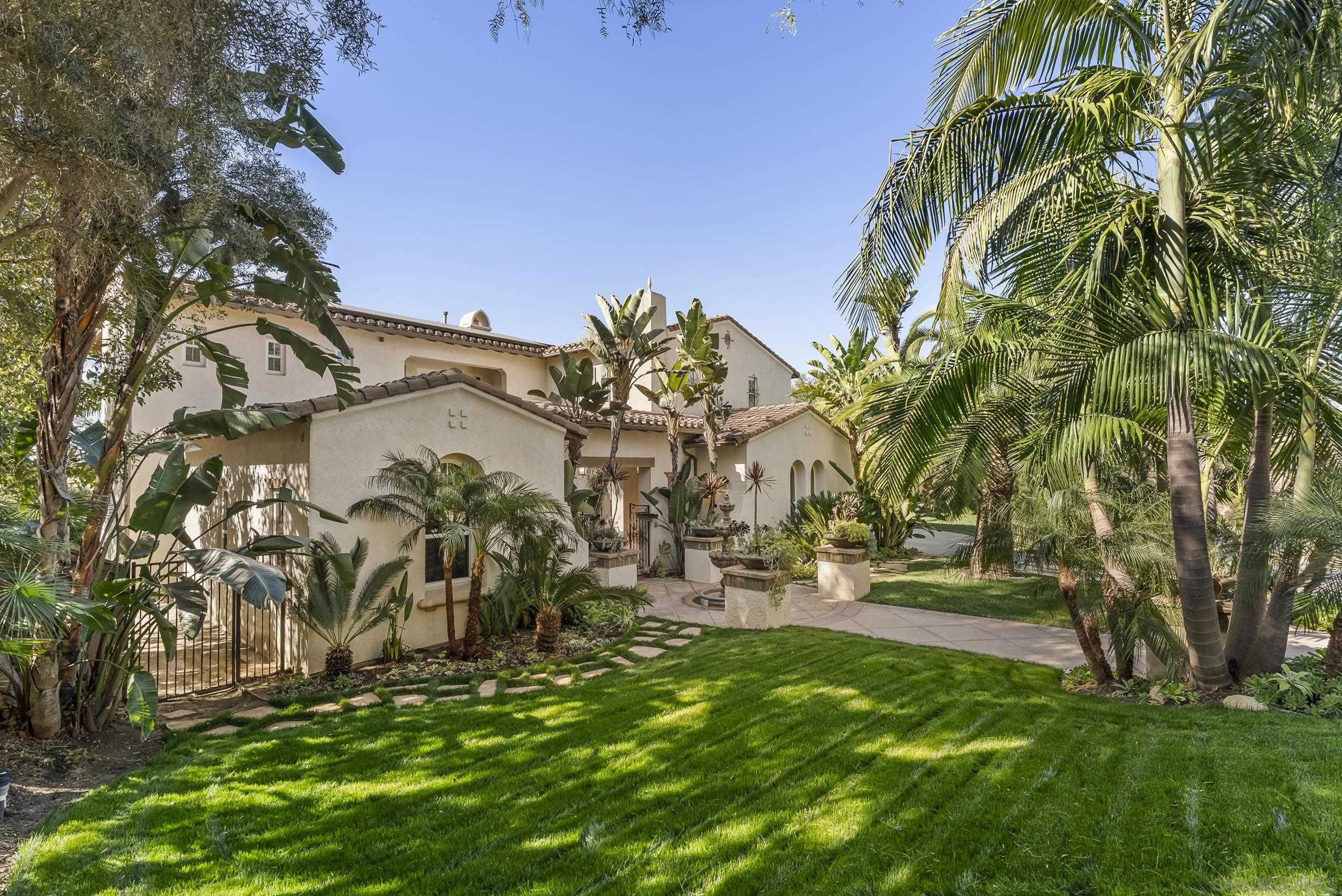 Detail Gallery Image 4 of 60 For 2105  Timneh Court, Oceanside,  CA 92057 - 4 Beds | 4/1 Baths