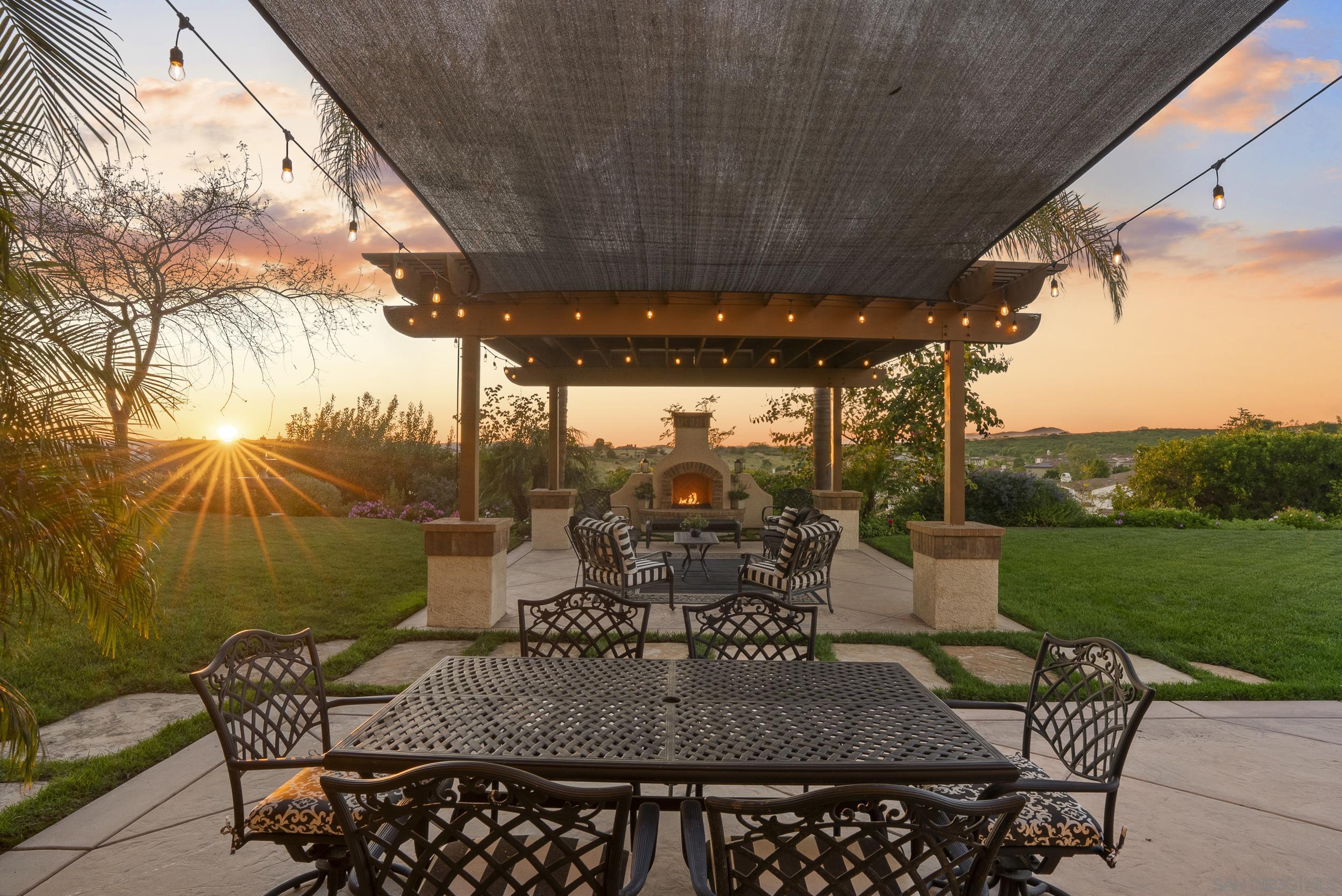 Detail Gallery Image 46 of 60 For 2105  Timneh Court, Oceanside,  CA 92057 - 4 Beds | 4/1 Baths