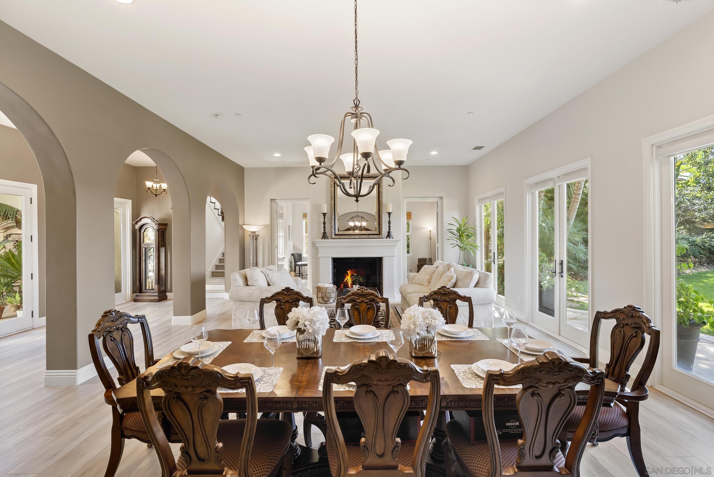 Detail Gallery Image 10 of 60 For 2105  Timneh Court, Oceanside,  CA 92057 - 4 Beds | 4/1 Baths