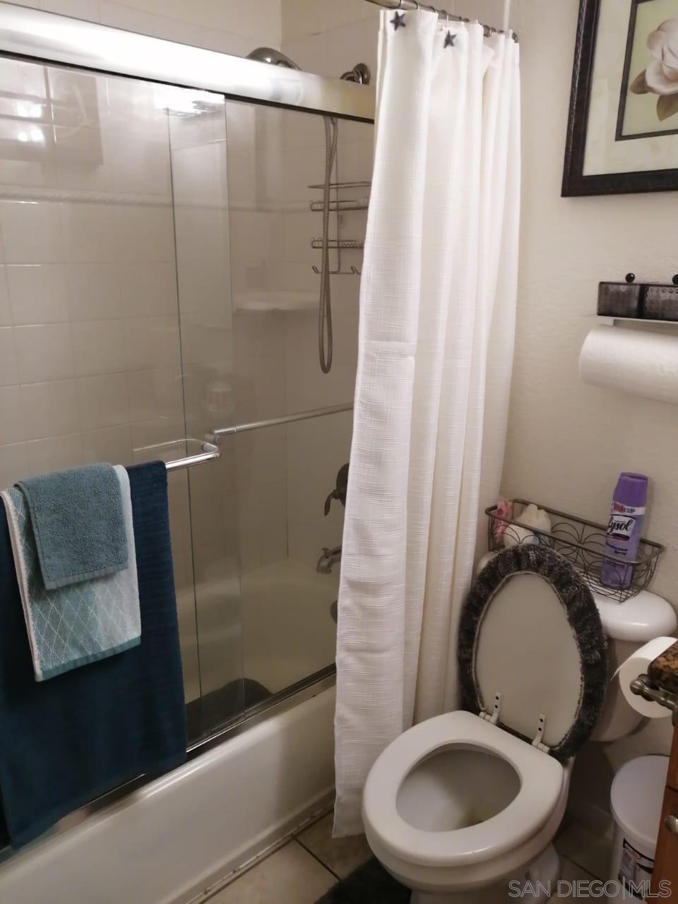 Detail Gallery Image 11 of 43 For 9938  Buena Vista Dr  #3,  Spring Valley,  CA 91977 - 2 Beds | 2 Baths