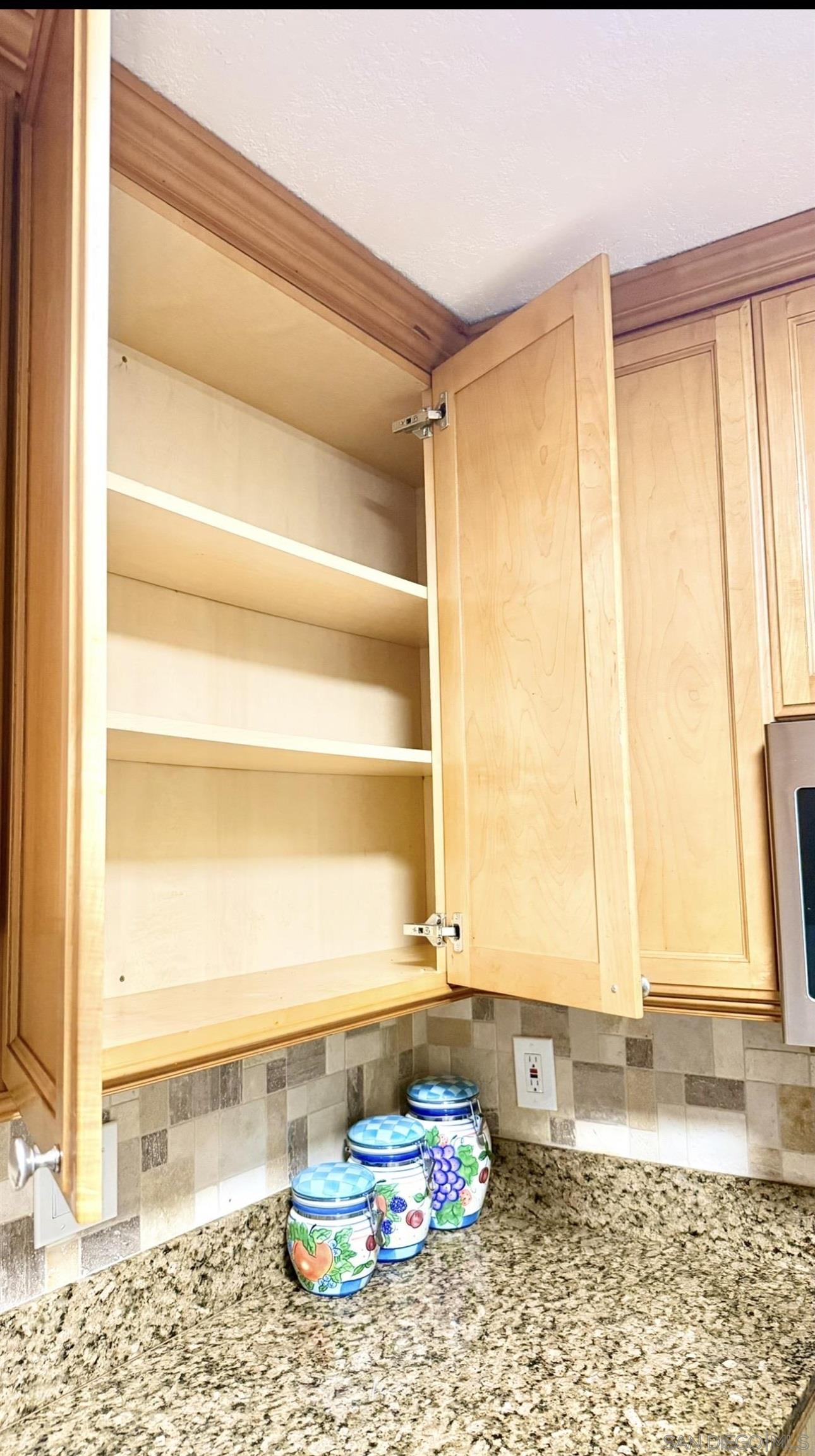 Detail Gallery Image 17 of 43 For 9938  Buena Vista Dr  #3,  Spring Valley,  CA 91977 - 2 Beds | 2 Baths