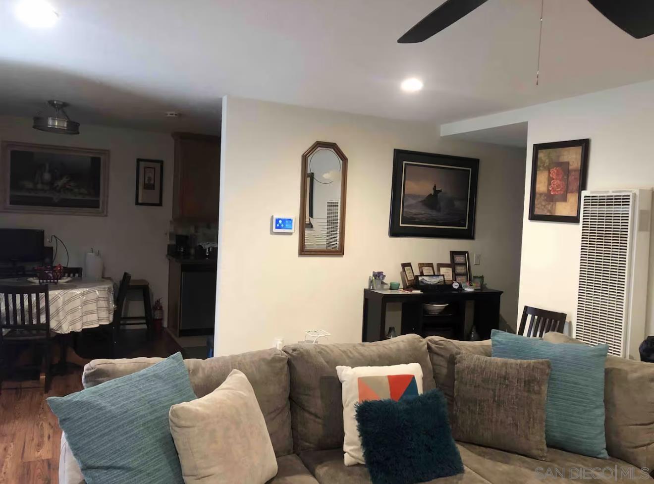 Detail Gallery Image 27 of 43 For 9938  Buena Vista Dr  #3,  Spring Valley,  CA 91977 - 2 Beds | 2 Baths