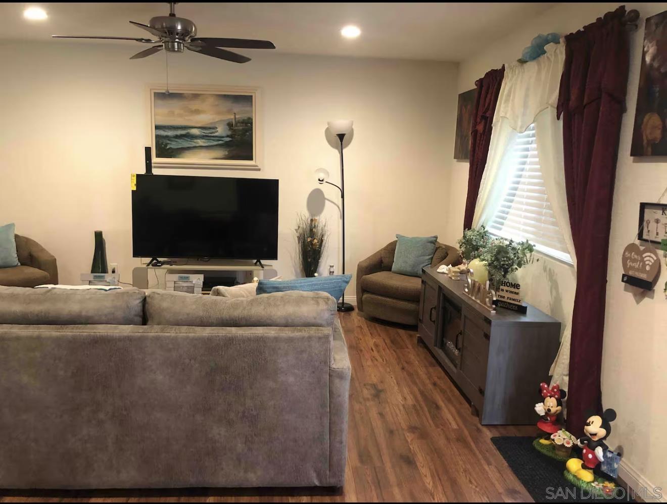 Detail Gallery Image 28 of 43 For 9938  Buena Vista Dr  #3,  Spring Valley,  CA 91977 - 2 Beds | 2 Baths