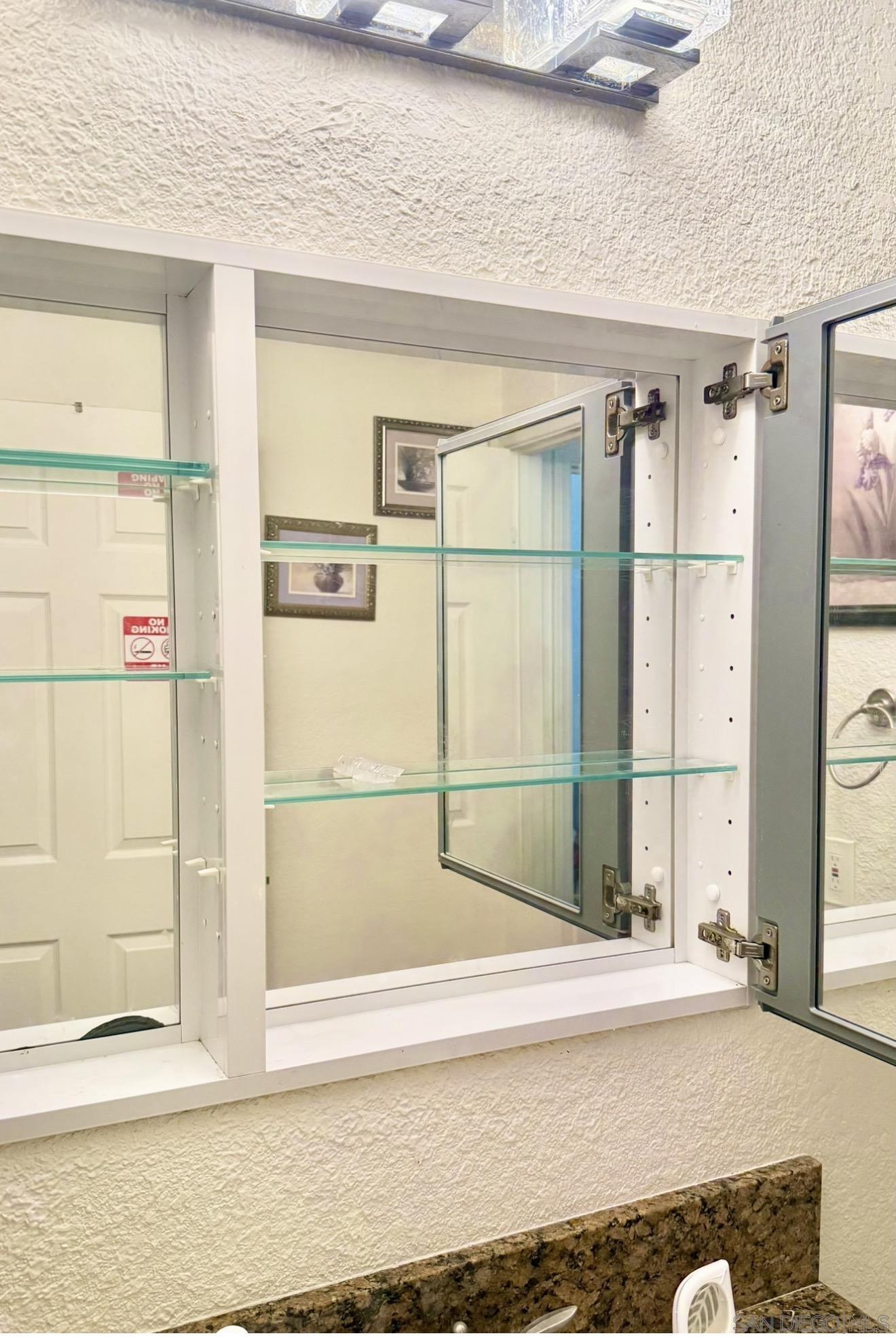 Detail Gallery Image 34 of 43 For 9938  Buena Vista Dr  #3,  Spring Valley,  CA 91977 - 2 Beds | 2 Baths