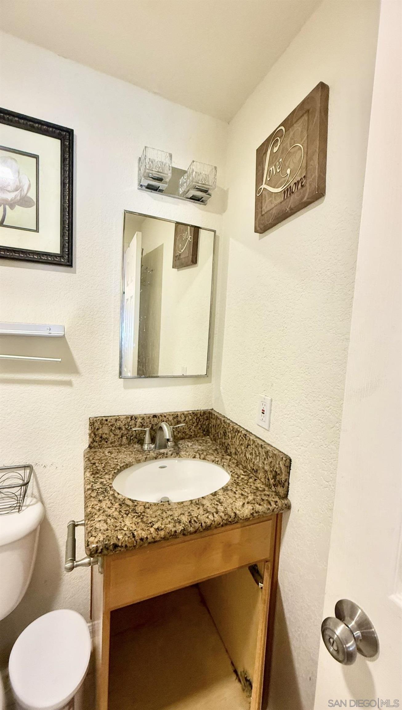 Detail Gallery Image 39 of 43 For 9938  Buena Vista Dr  #3,  Spring Valley,  CA 91977 - 2 Beds | 2 Baths