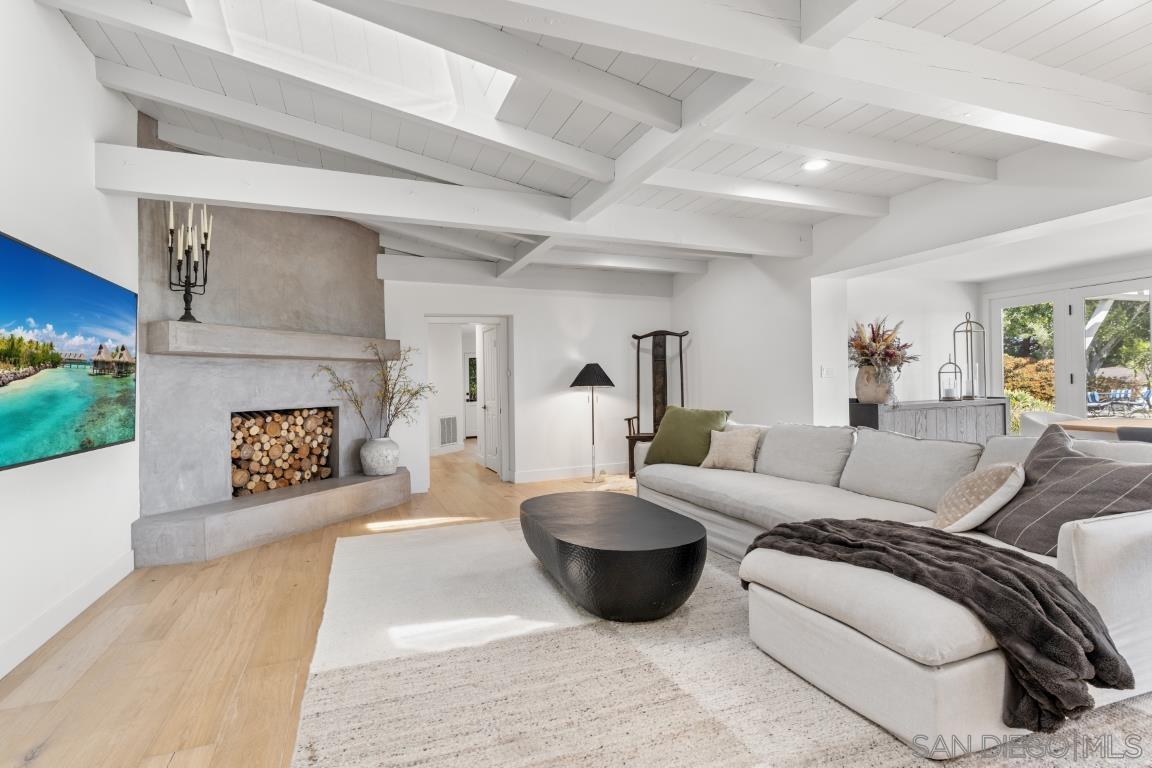 Detail Gallery Image 15 of 67 For 1097  Camino Alisos, Fallbrook,  CA 92028 - 6 Beds | 5 Baths