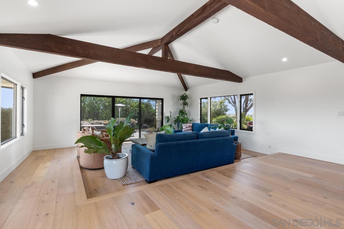 Detail Gallery Image 8 of 67 For 1097  Camino Alisos, Fallbrook,  CA 92028 - 6 Beds | 5 Baths