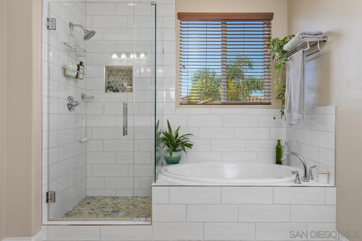 Detail Gallery Image 20 of 42 For 1311  Bellingham Dr, Oceanside,  CA 92057 - 4 Beds | 3/1 Baths