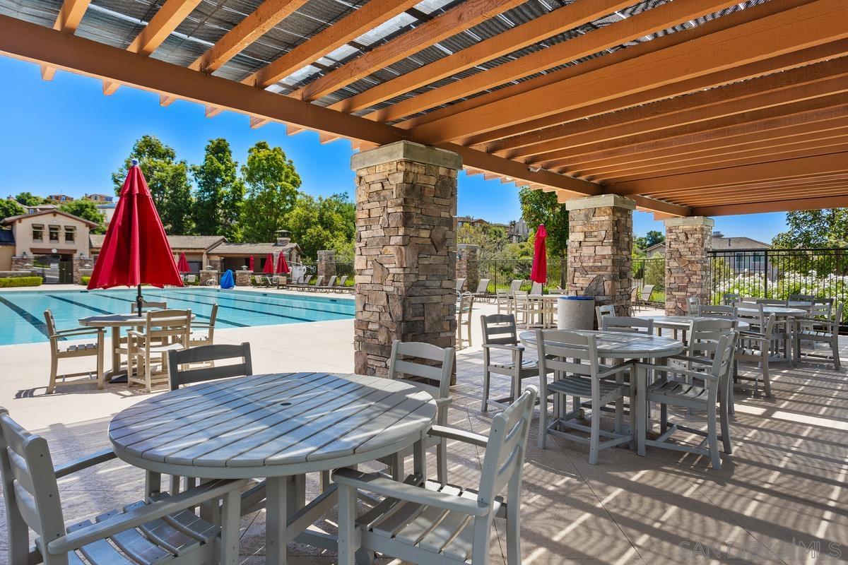 Detail Gallery Image 35 of 42 For 1311  Bellingham Dr, Oceanside,  CA 92057 - 4 Beds | 3/1 Baths