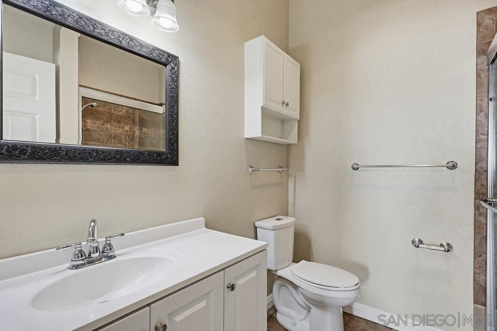Detail Gallery Image 20 of 31 For 8324  Regents Rd  2e,  San Diego,  CA 92122 - 2 Beds | 2 Baths