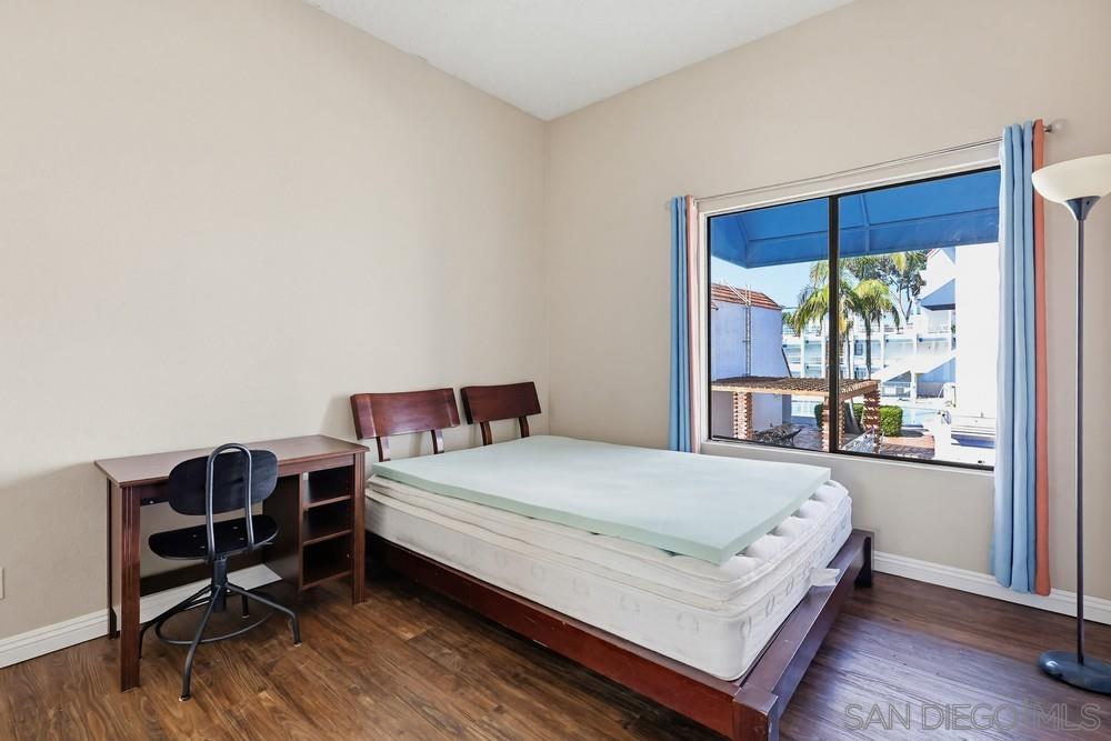 Detail Gallery Image 24 of 31 For 8324  Regents Rd  2e,  San Diego,  CA 92122 - 2 Beds | 2 Baths