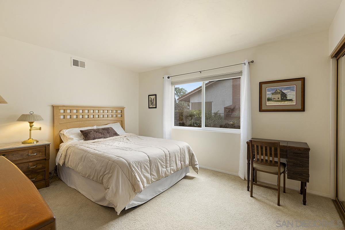 Detail Gallery Image 26 of 51 For 1012  Santa Florencia, Solana Beach,  CA 92075 - 5 Beds | 3 Baths