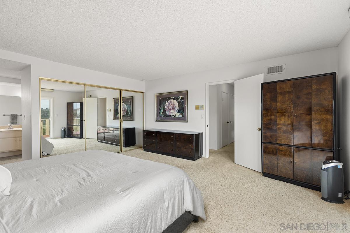 Detail Gallery Image 28 of 51 For 1012  Santa Florencia, Solana Beach,  CA 92075 - 5 Beds | 3 Baths