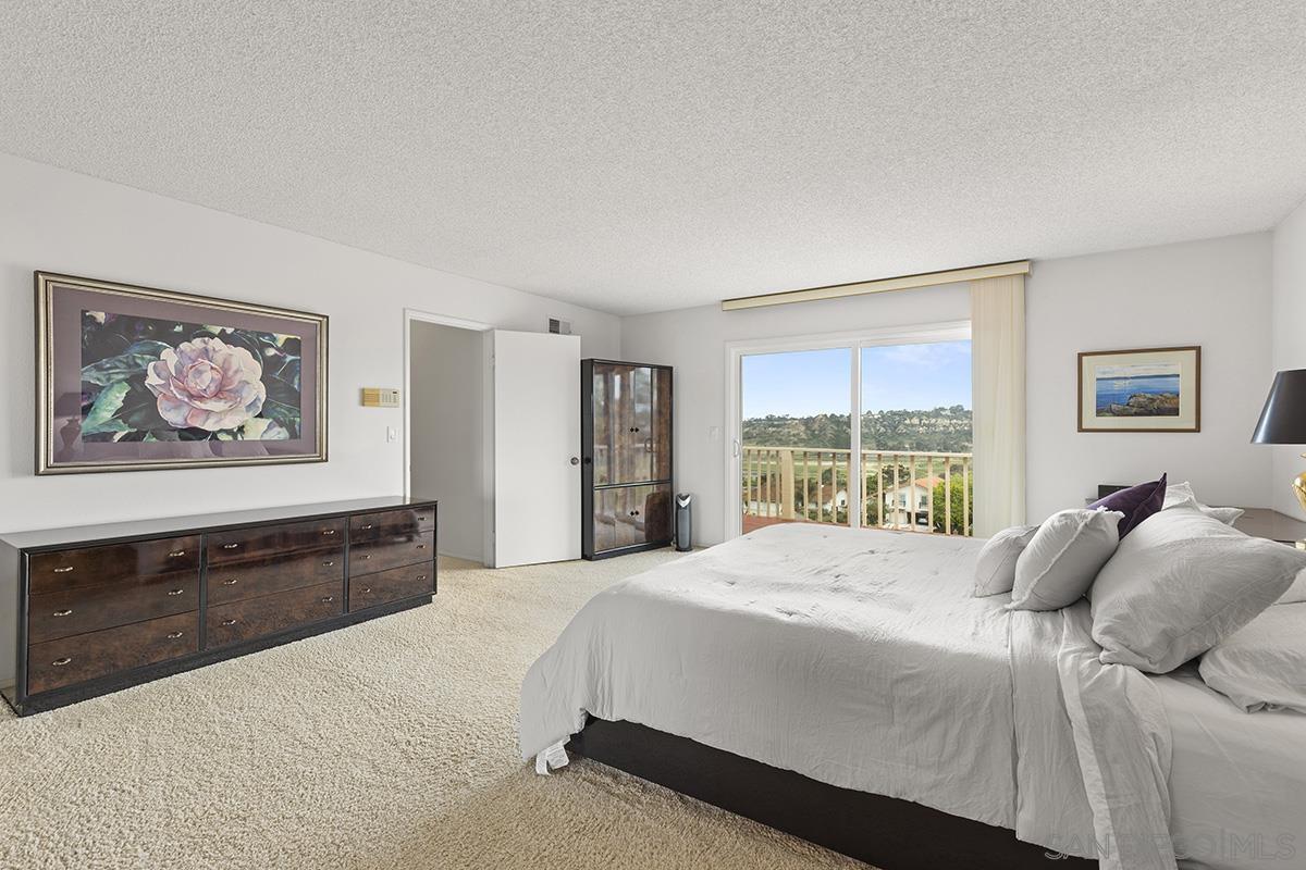 Detail Gallery Image 29 of 51 For 1012  Santa Florencia, Solana Beach,  CA 92075 - 5 Beds | 3 Baths