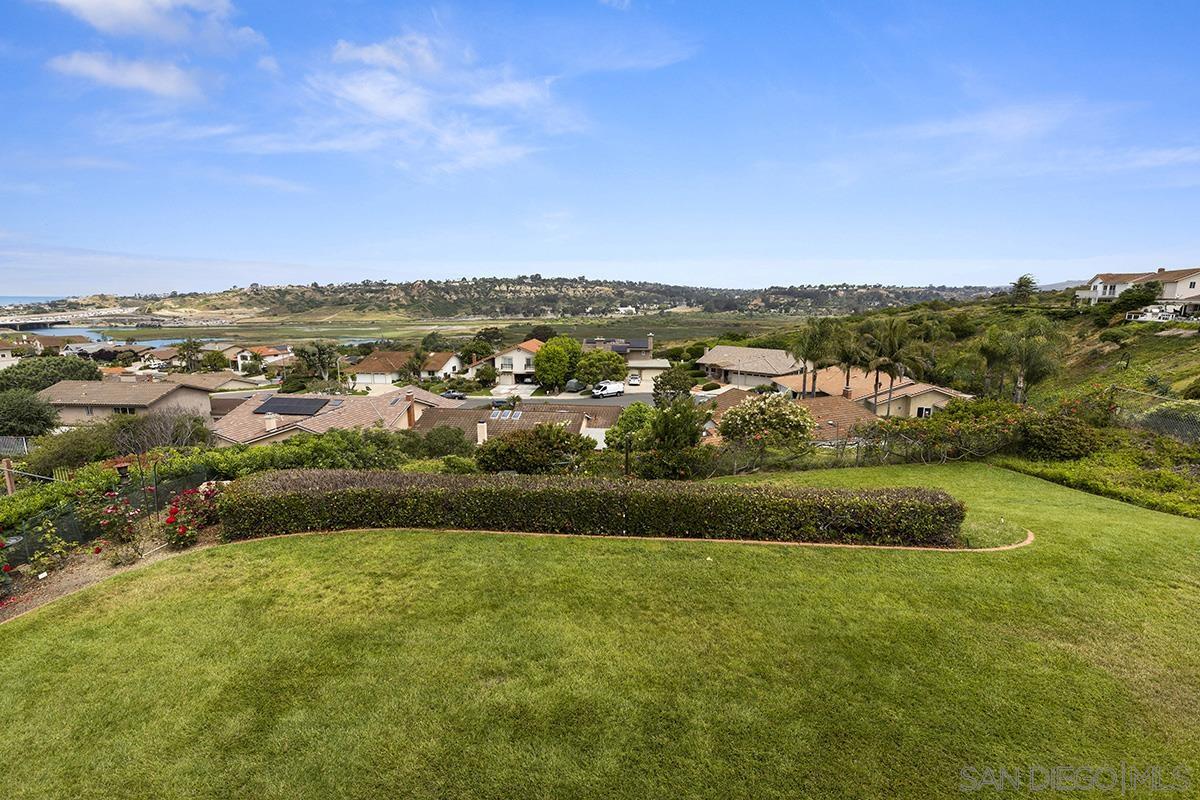 Detail Gallery Image 32 of 51 For 1012  Santa Florencia, Solana Beach,  CA 92075 - 5 Beds | 3 Baths