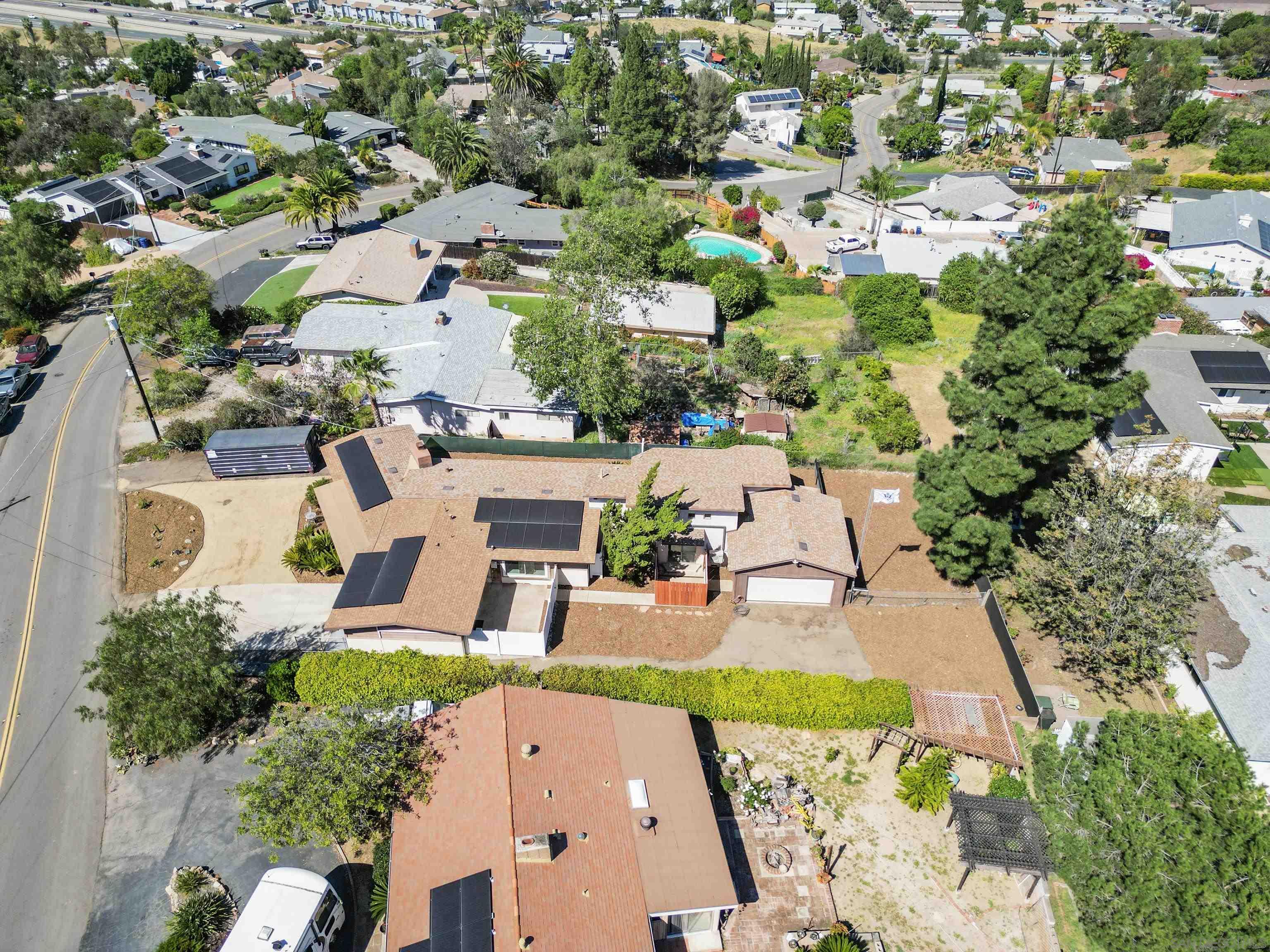 Detail Gallery Image 2 of 59 For 3237 S Bonita, Spring Valley,  CA 91977 - 5 Beds | 3 Baths