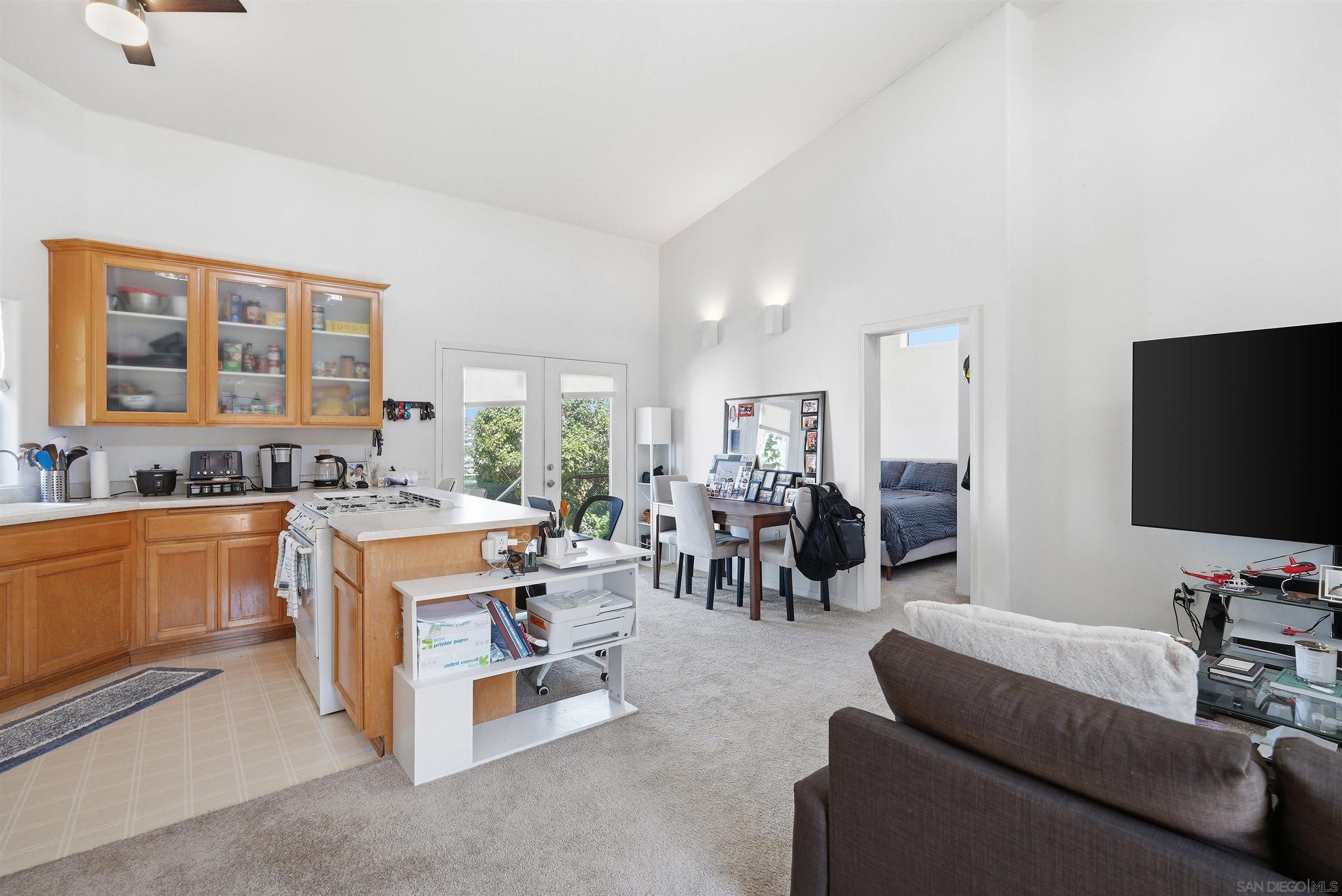 Detail Gallery Image 21 of 59 For 3237 S Bonita, Spring Valley,  CA 91977 - 5 Beds | 3 Baths