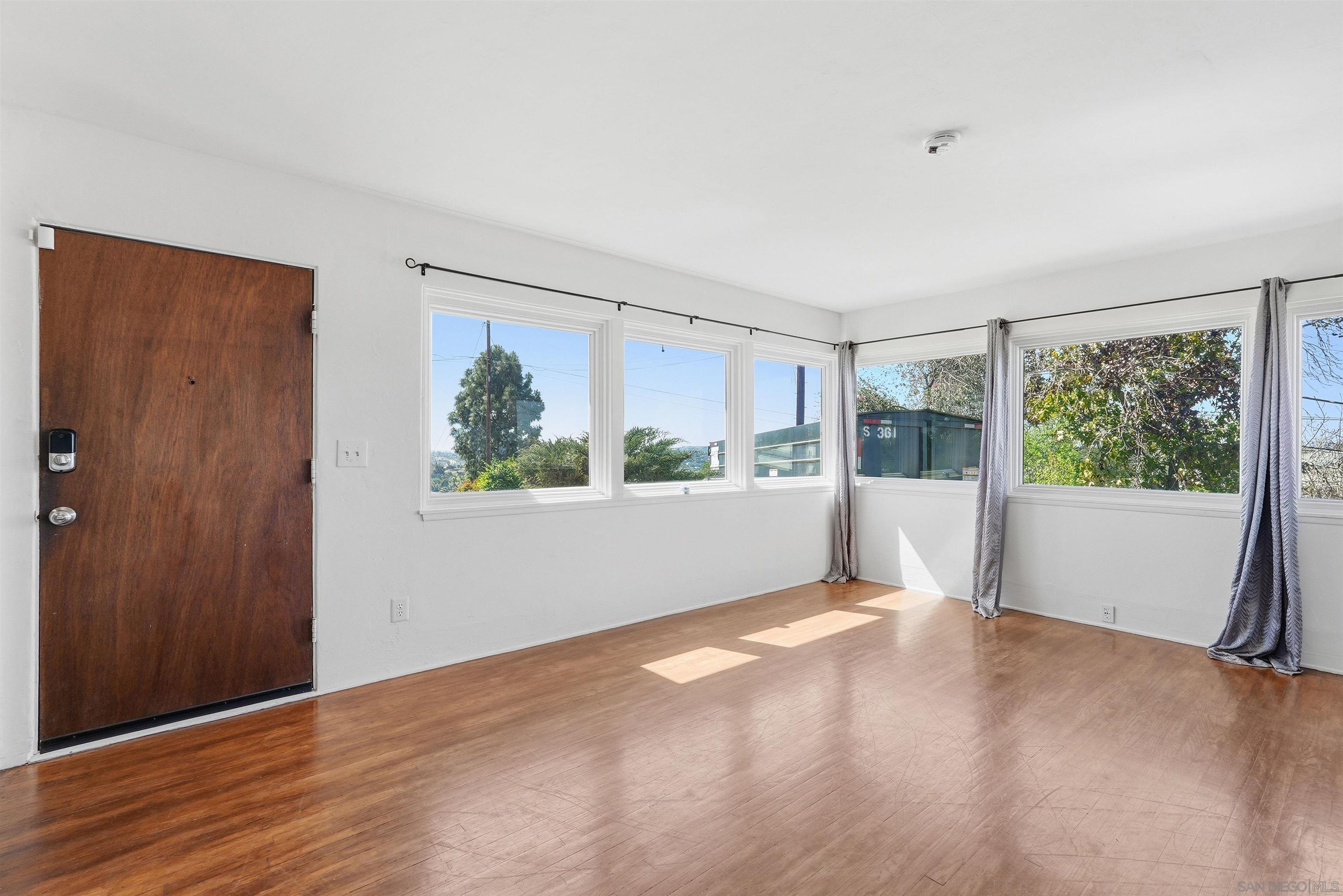 Detail Gallery Image 52 of 59 For 3237 S Bonita, Spring Valley,  CA 91977 - 5 Beds | 3 Baths