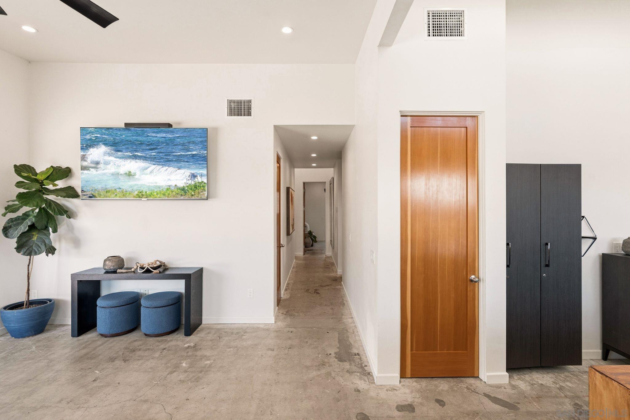 Detail Gallery Image 20 of 47 For 3590  Chasewood Dr., San Diego,  CA 92111 - 4 Beds | 2/1 Baths