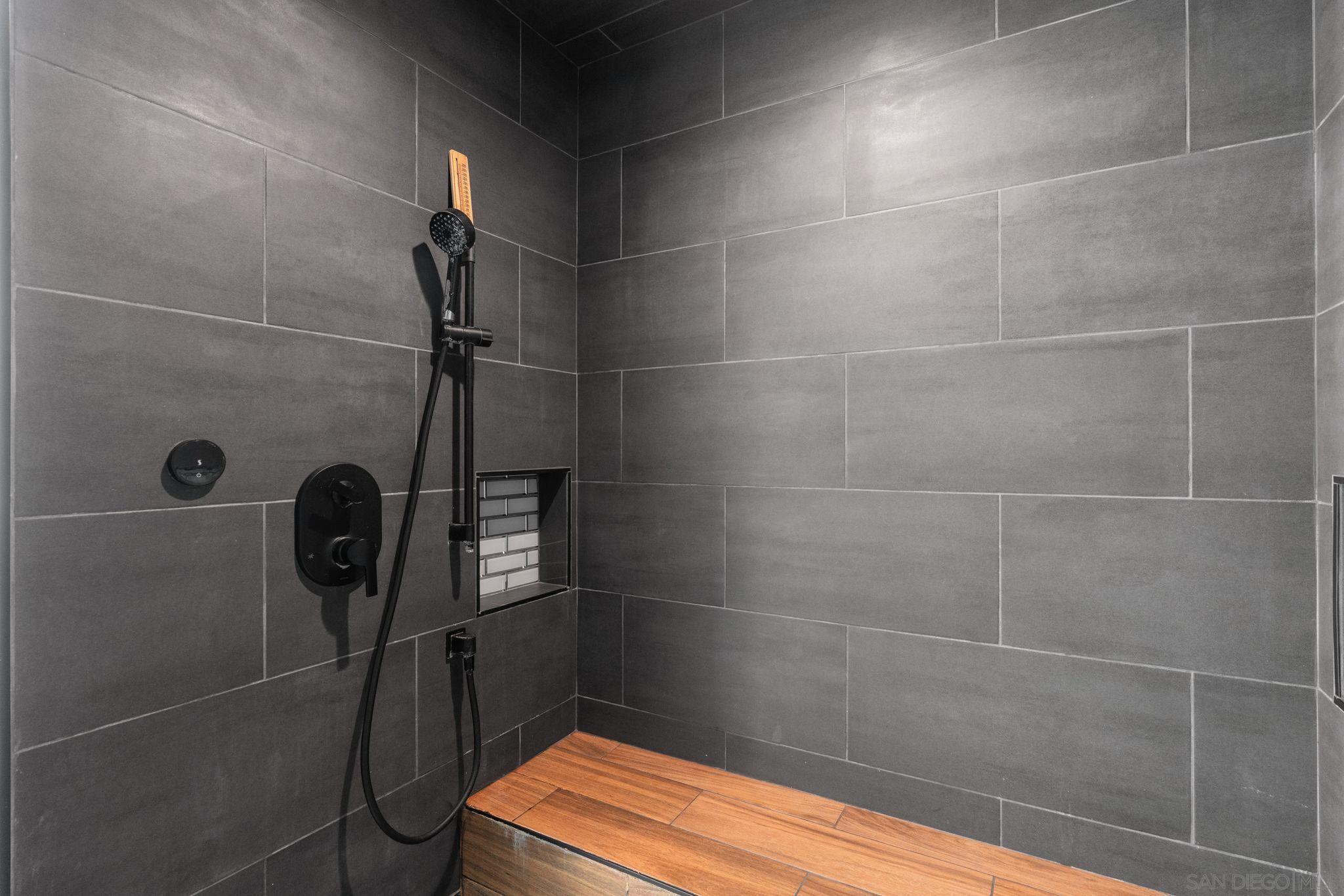 Detail Gallery Image 31 of 47 For 3590  Chasewood Dr., San Diego,  CA 92111 - 4 Beds | 2/1 Baths