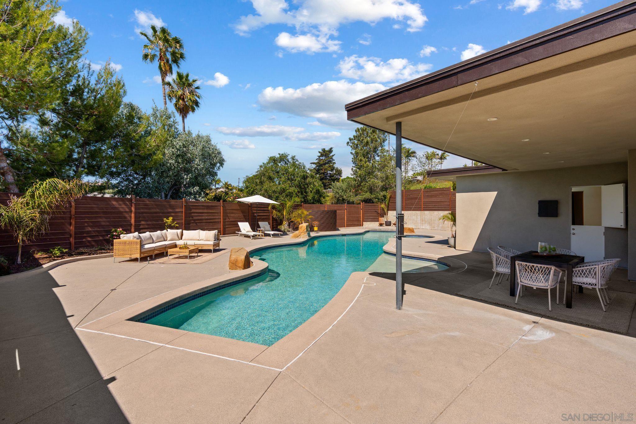 Detail Gallery Image 39 of 47 For 3590  Chasewood Dr., San Diego,  CA 92111 - 4 Beds | 2/1 Baths