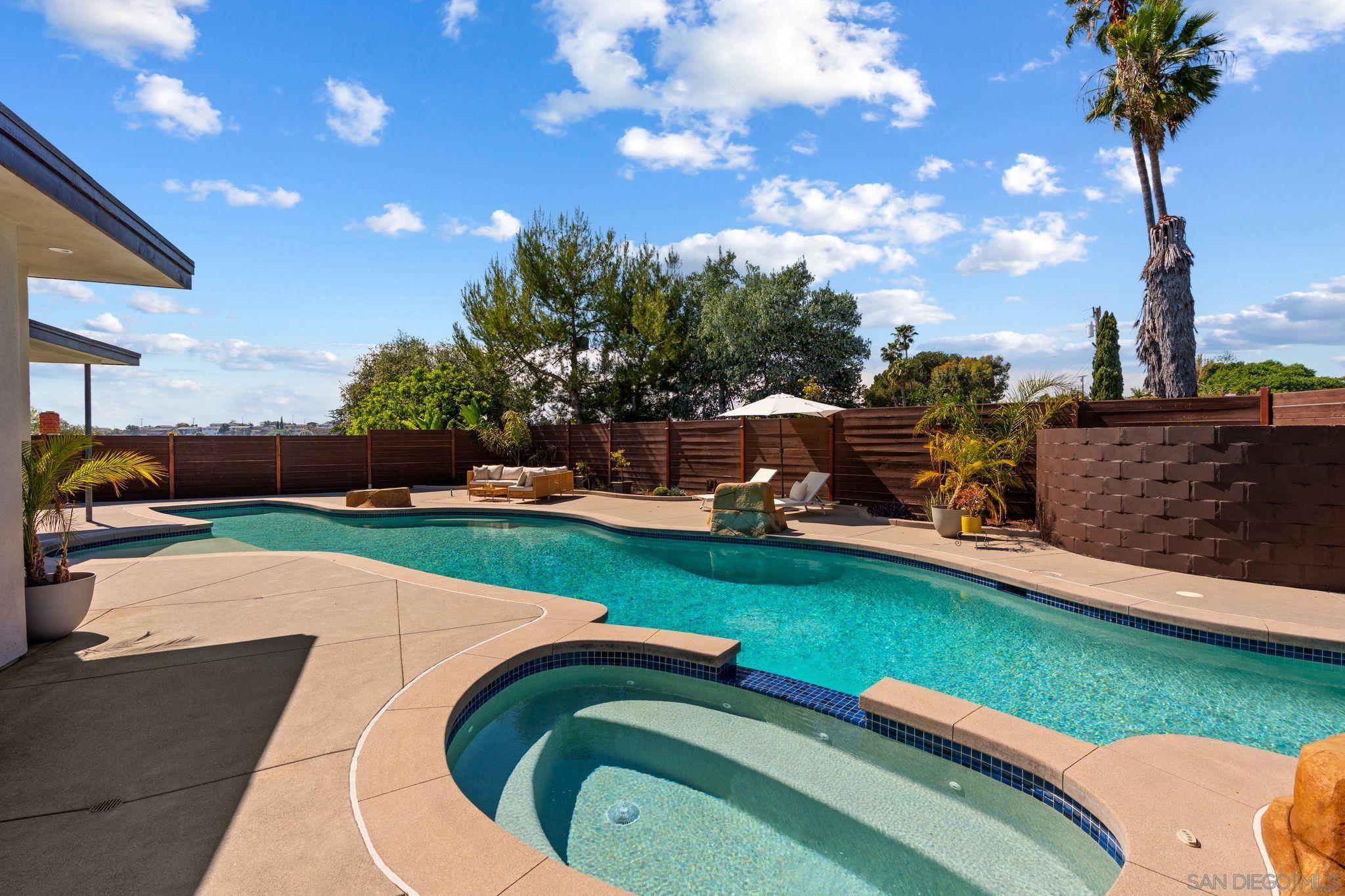 Detail Gallery Image 42 of 47 For 3590  Chasewood Dr., San Diego,  CA 92111 - 4 Beds | 2/1 Baths