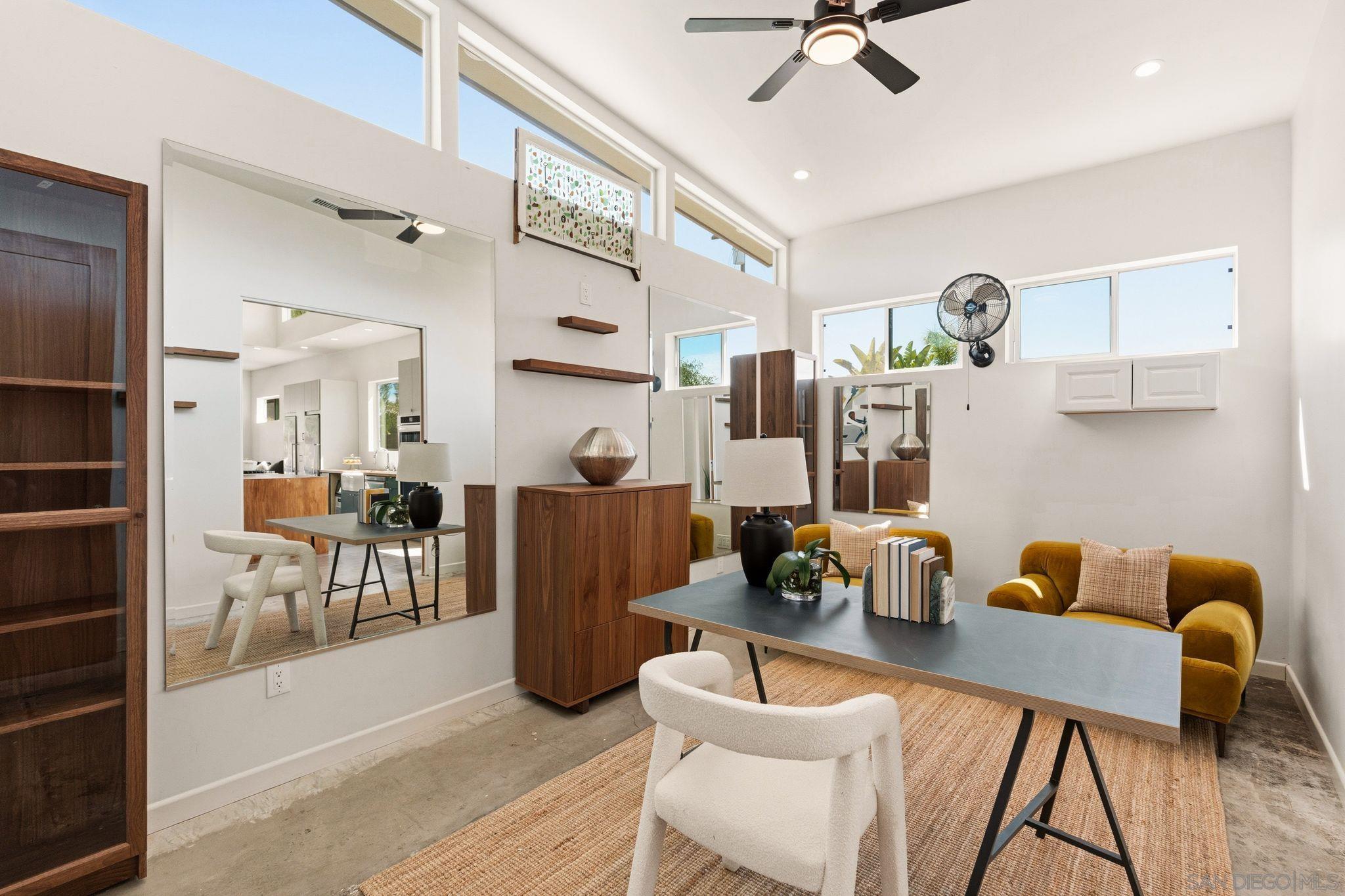 Detail Gallery Image 6 of 47 For 3590  Chasewood Dr., San Diego,  CA 92111 - 4 Beds | 2/1 Baths