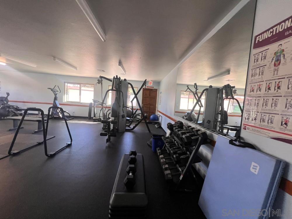 Detail Gallery Image 39 of 42 For Casero Rd, San Diego,  CA 92128 - 2 Beds | 2 Baths