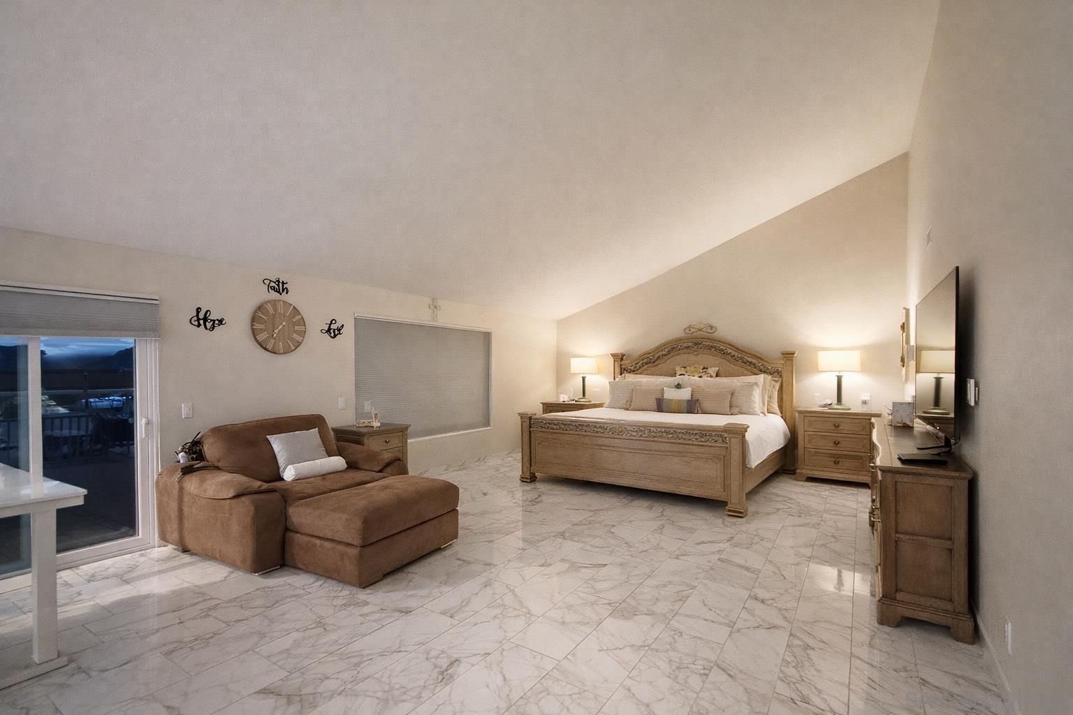 Detail Gallery Image 12 of 33 For 12834  Rockwell, Poway,  CA 92064 - 5 Beds | 4/1 Baths