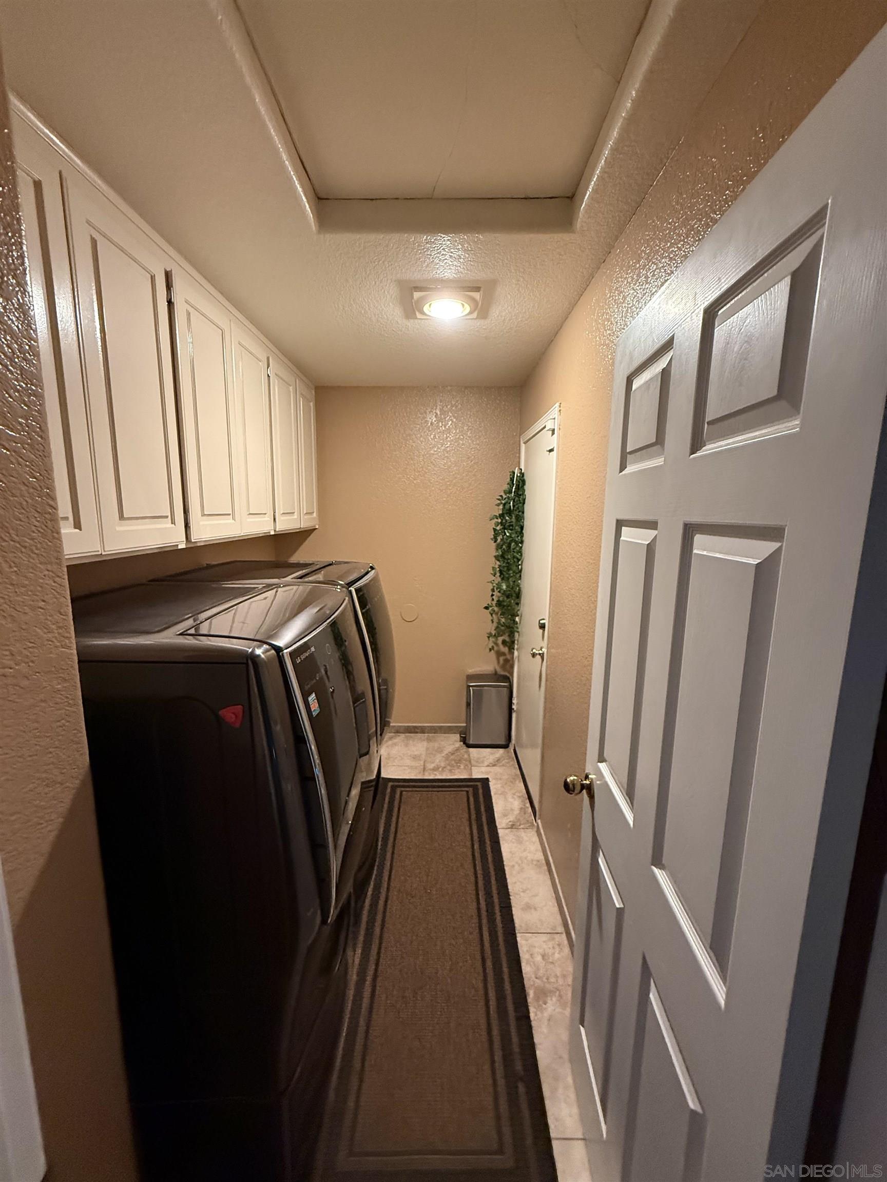 Detail Gallery Image 22 of 33 For 12834  Rockwell, Poway,  CA 92064 - 5 Beds | 4/1 Baths