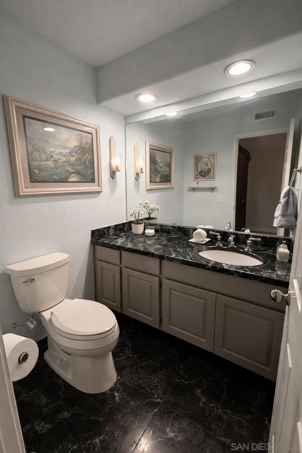 Detail Gallery Image 4 of 33 For 12834  Rockwell, Poway,  CA 92064 - 5 Beds | 4/1 Baths