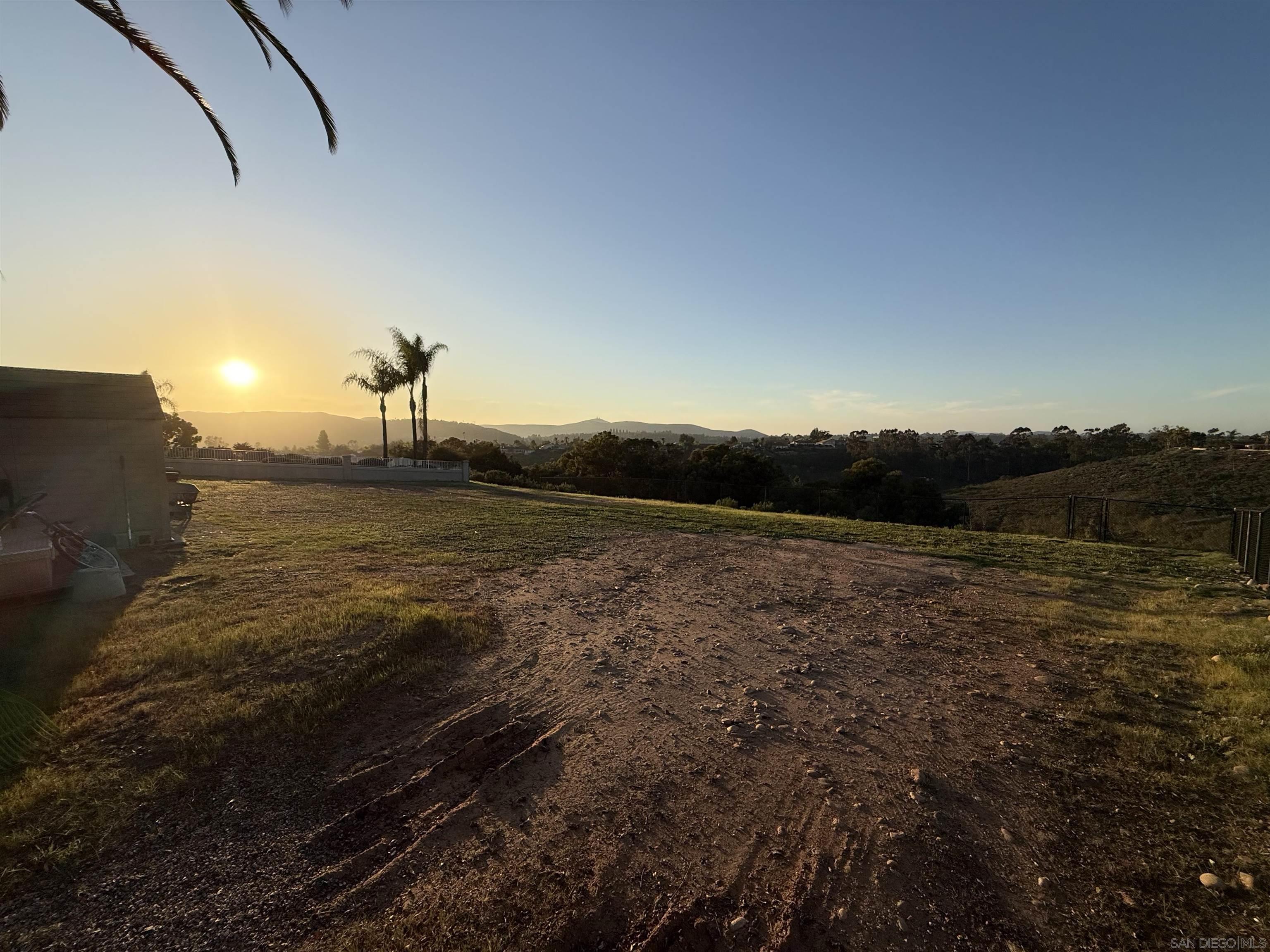 Detail Gallery Image 31 of 33 For 12834  Rockwell, Poway,  CA 92064 - 5 Beds | 4/1 Baths