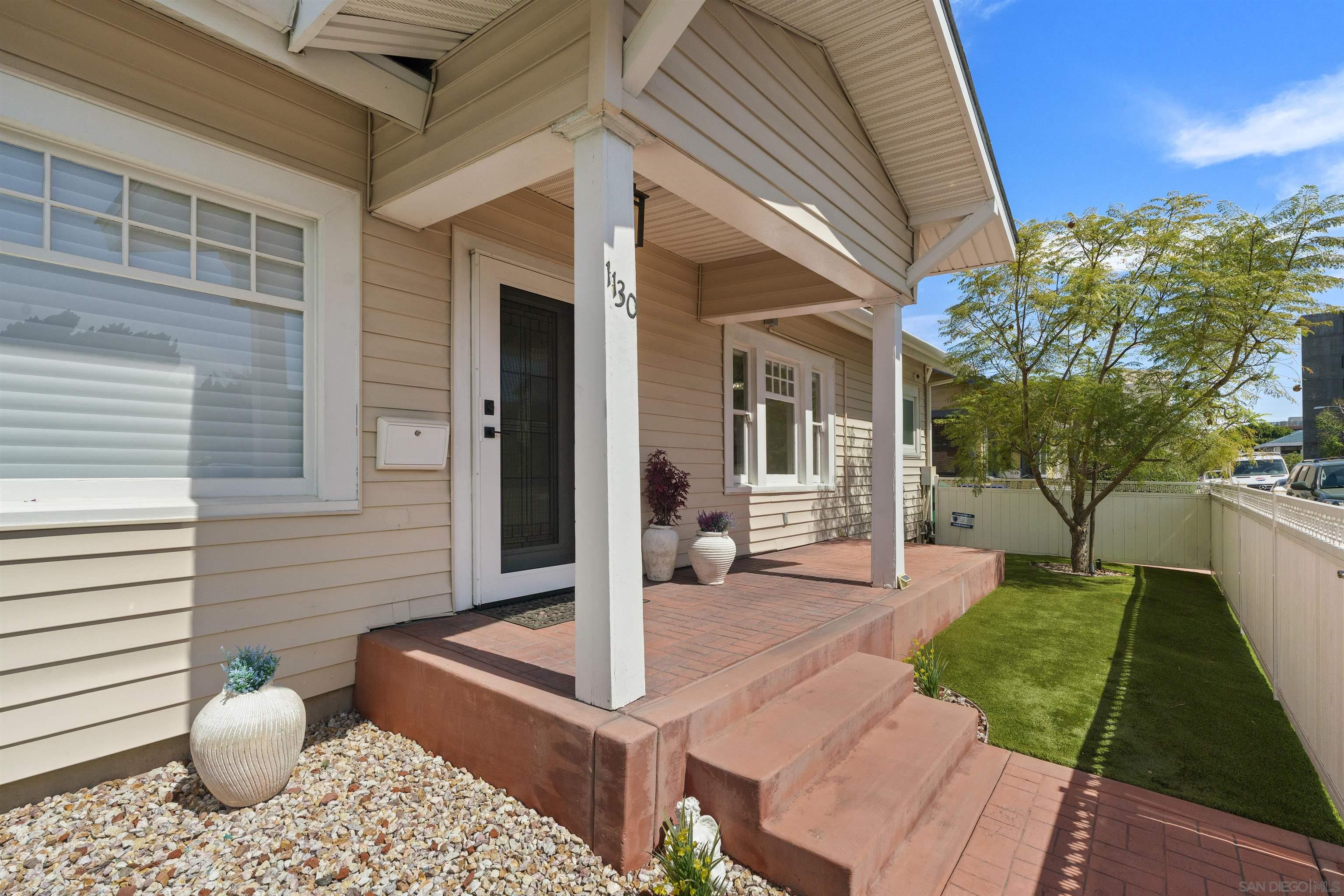 Detail Gallery Image 11 of 63 For 1130  Fort Stockton, San Diego,  CA 92103 - 2 Beds | 1 Baths