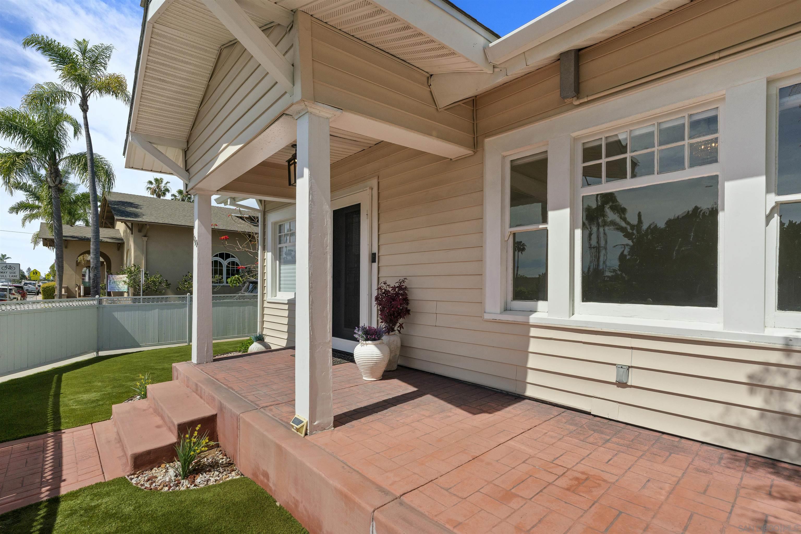 Detail Gallery Image 12 of 63 For 1130  Fort Stockton, San Diego,  CA 92103 - 2 Beds | 1 Baths