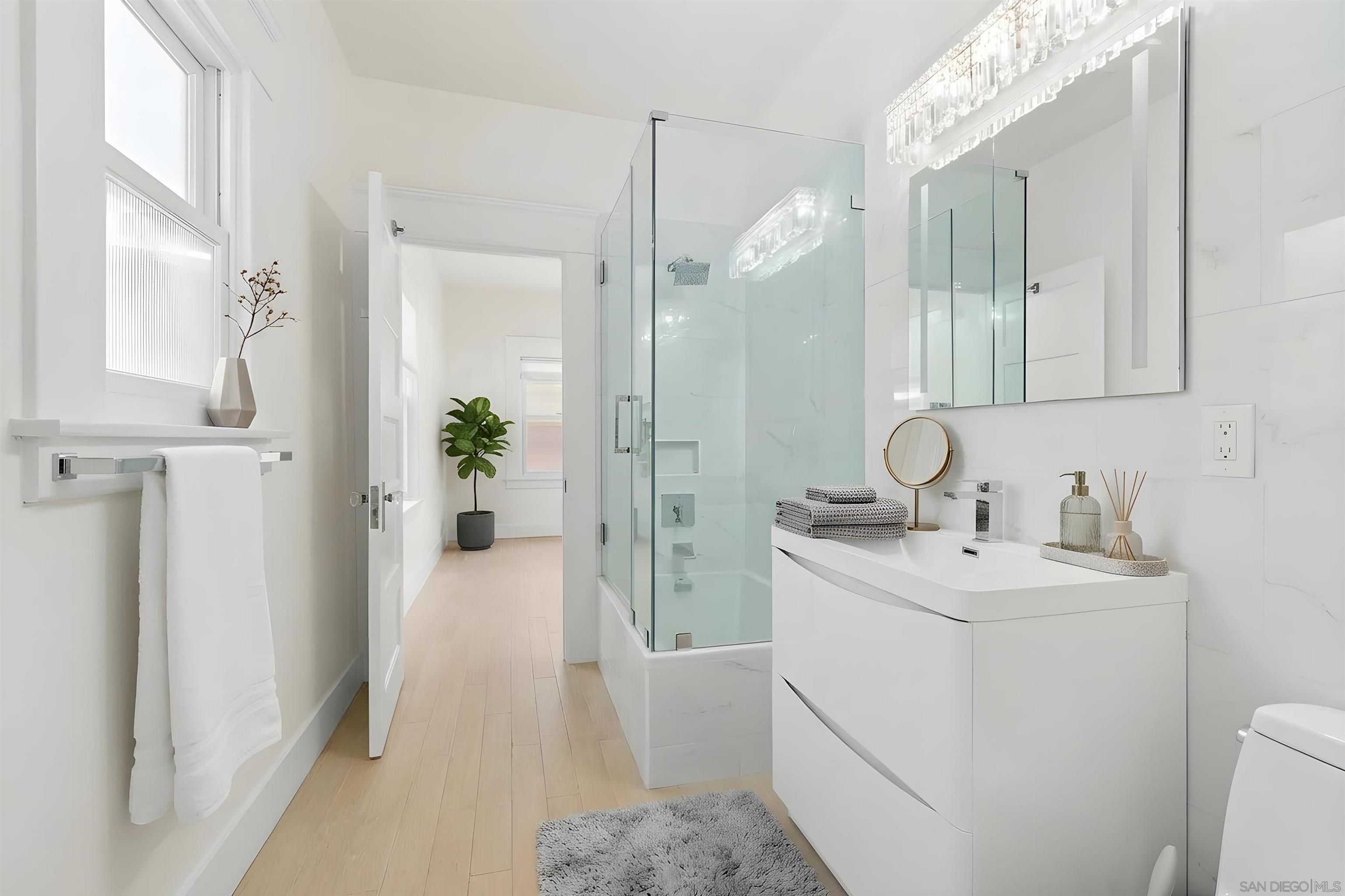 Detail Gallery Image 41 of 63 For 1130  Fort Stockton, San Diego,  CA 92103 - 2 Beds | 1 Baths