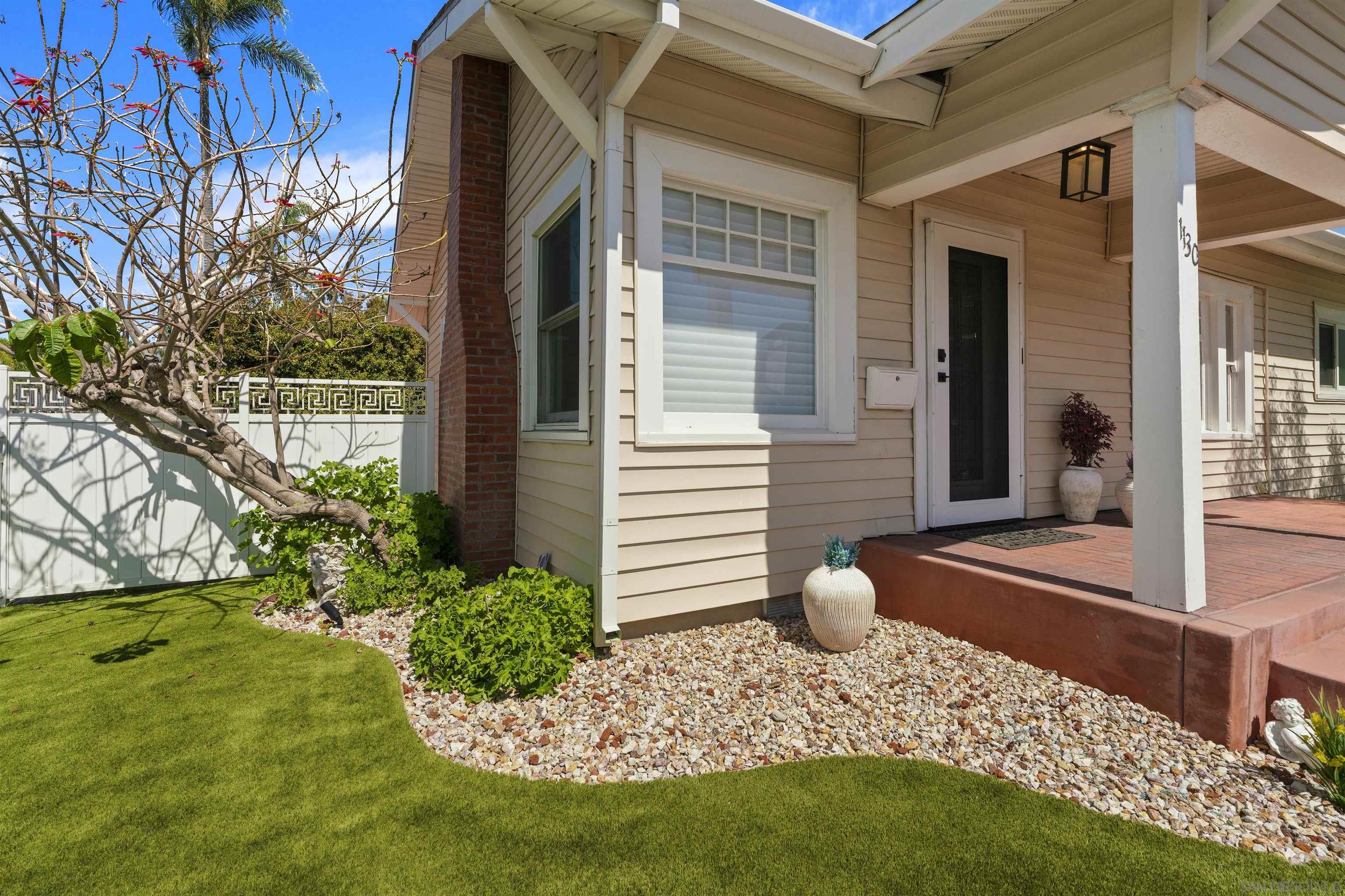 Detail Gallery Image 7 of 63 For 1130  Fort Stockton, San Diego,  CA 92103 - 2 Beds | 1 Baths