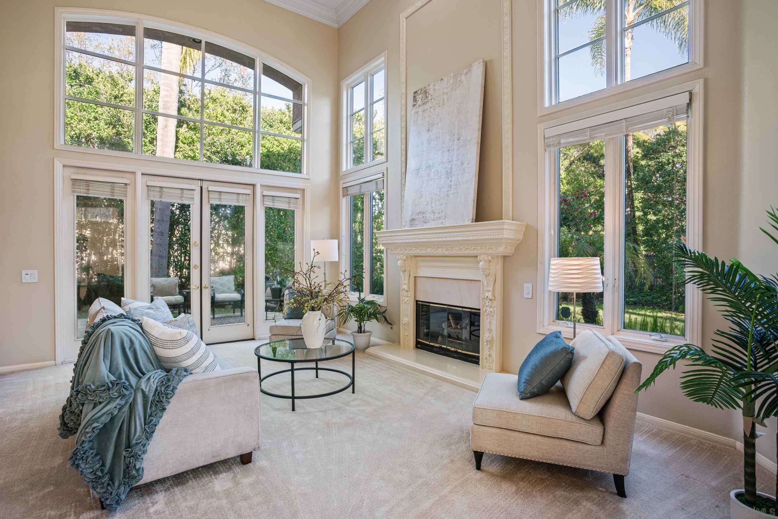 Detail Gallery Image 2 of 38 For 7132  Tern Place, Carlsbad,  CA 92011 - 4 Beds | 3/1 Baths