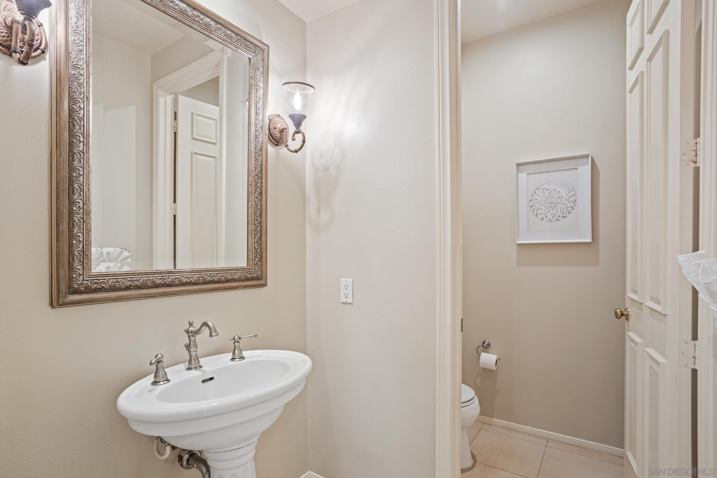 Detail Gallery Image 18 of 38 For 7132  Tern Place, Carlsbad,  CA 92011 - 4 Beds | 3/1 Baths