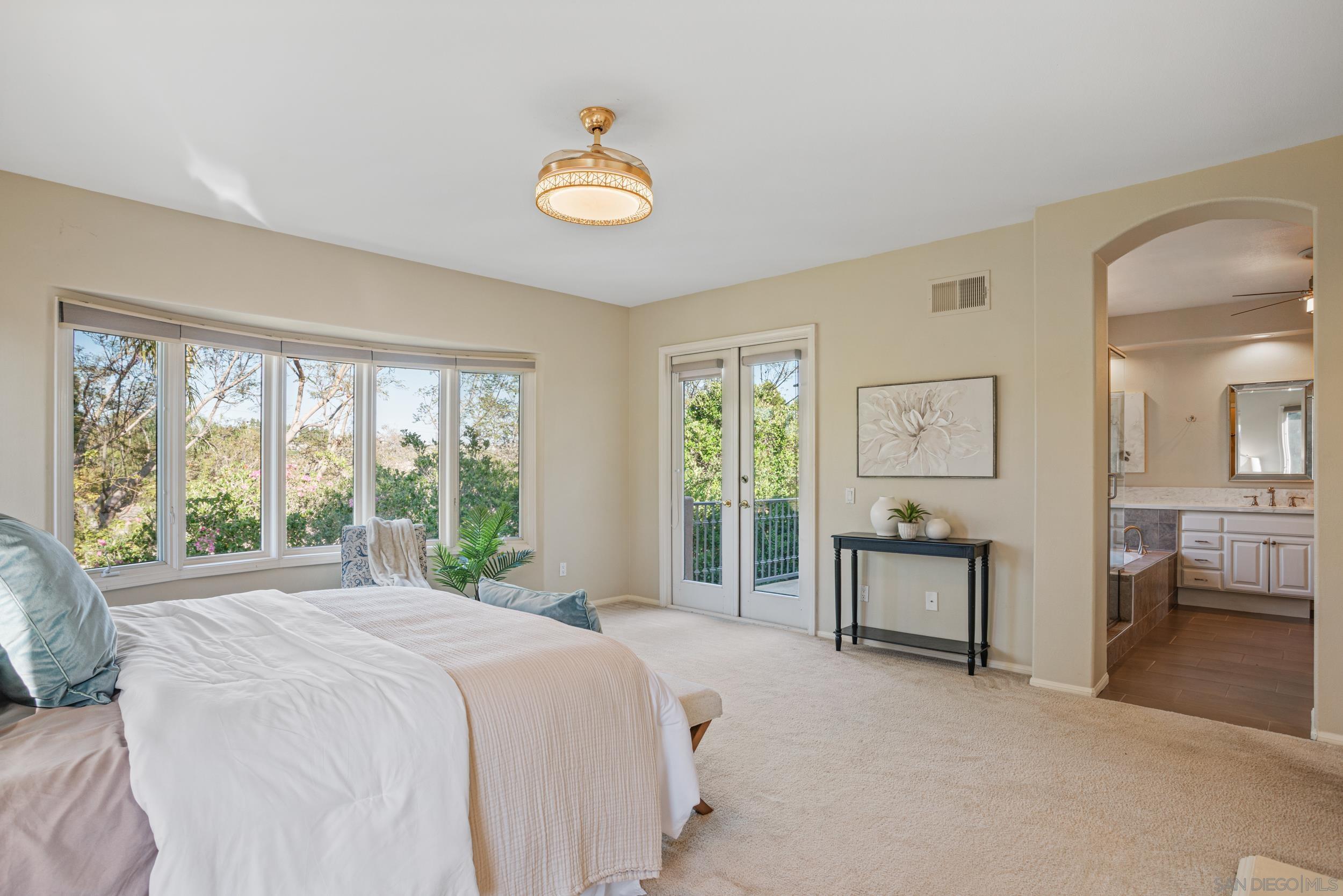 Detail Gallery Image 21 of 38 For 7132  Tern Place, Carlsbad,  CA 92011 - 4 Beds | 3/1 Baths