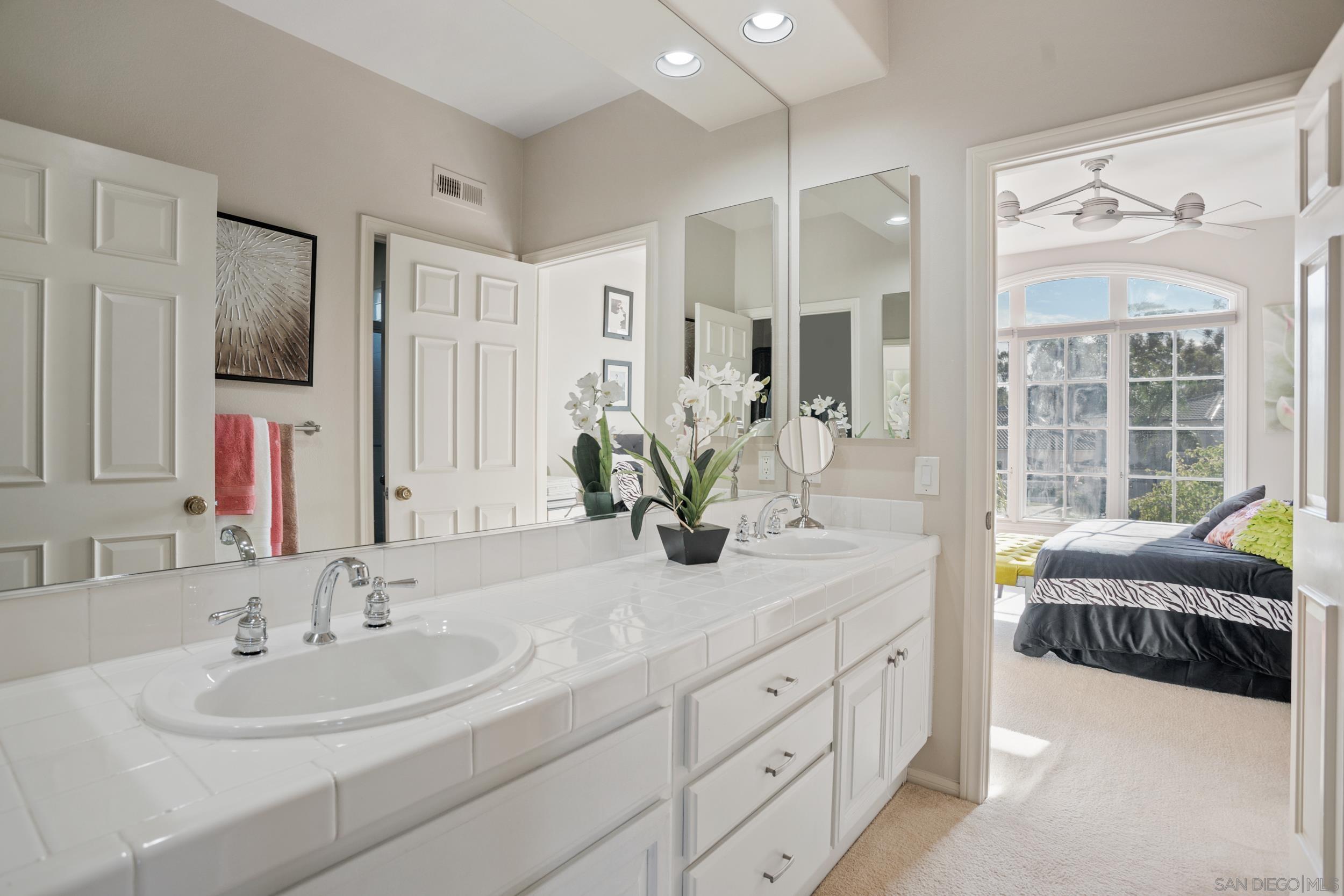 Detail Gallery Image 30 of 38 For 7132  Tern Place, Carlsbad,  CA 92011 - 4 Beds | 3/1 Baths