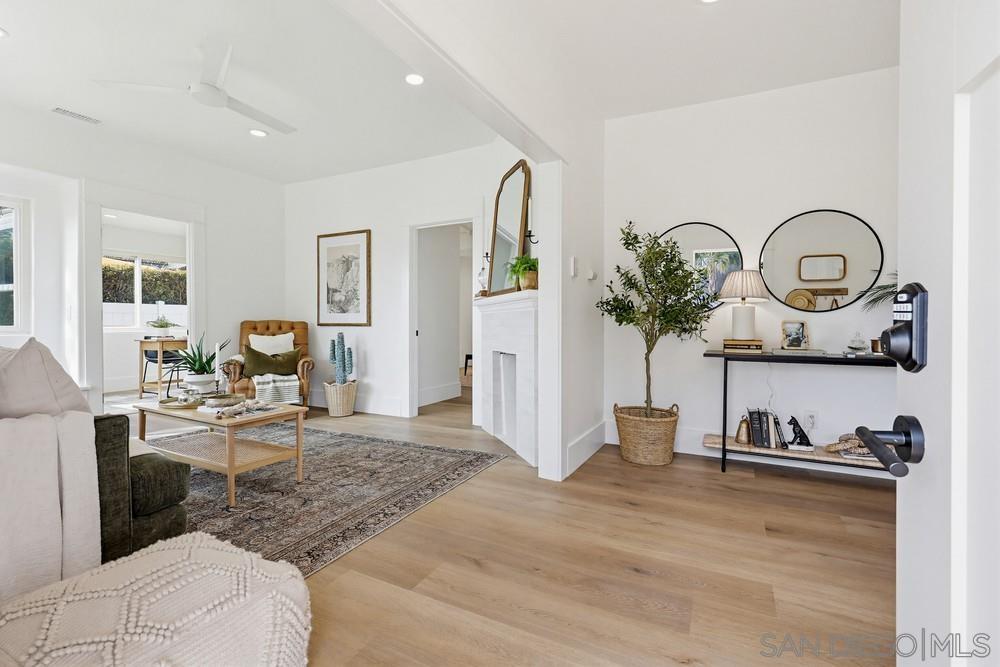 Detail Gallery Image 6 of 47 For 4104  Georgia St, San Diego,  CA 92103 - 3 Beds | 2/1 Baths