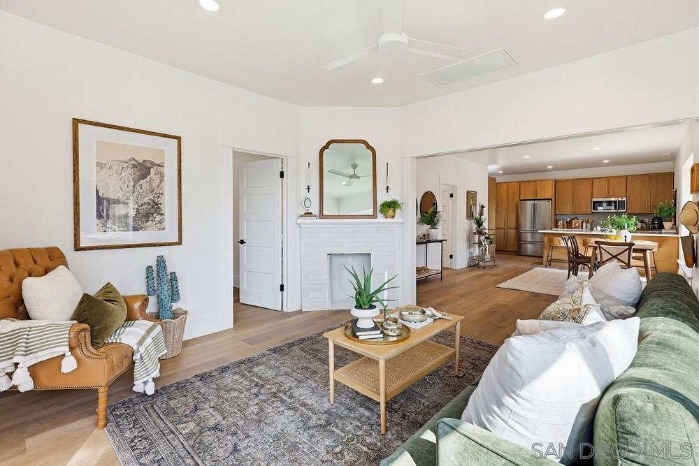 Detail Gallery Image 8 of 47 For 4104  Georgia St, San Diego,  CA 92103 - 3 Beds | 2/1 Baths