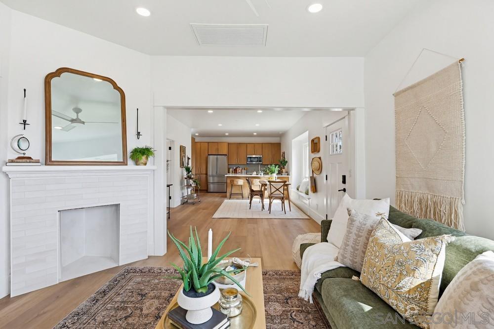 Detail Gallery Image 9 of 47 For 4104  Georgia St, San Diego,  CA 92103 - 3 Beds | 2/1 Baths