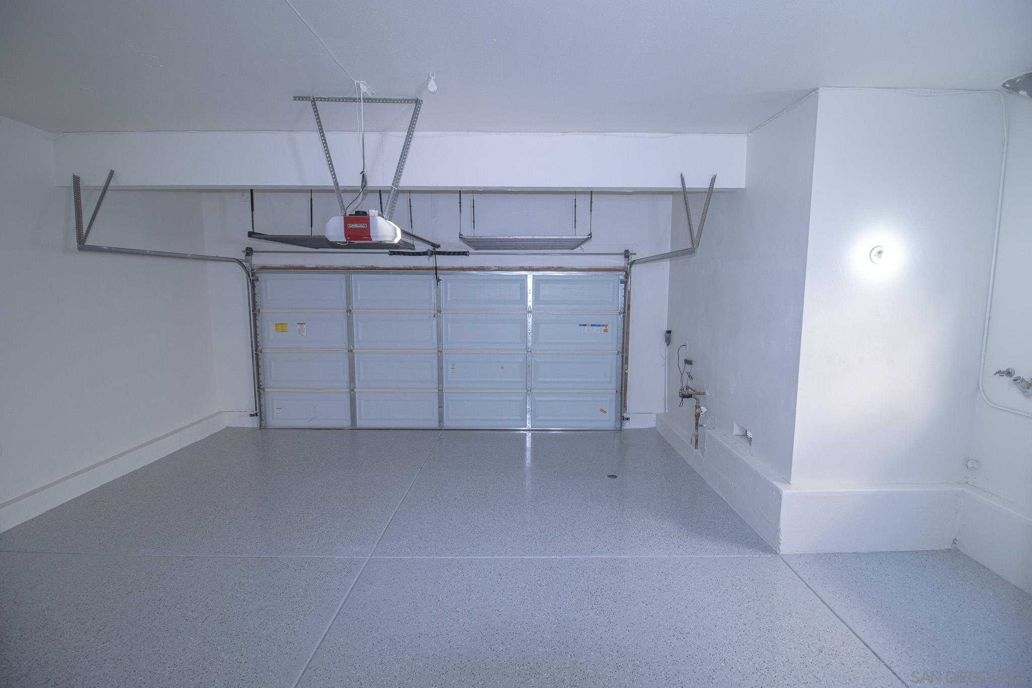 Detail Gallery Image 15 of 18 For 1113  Pacific Grove Loop, Chula Vista,  CA 91915 - 4 Beds | 3/1 Baths