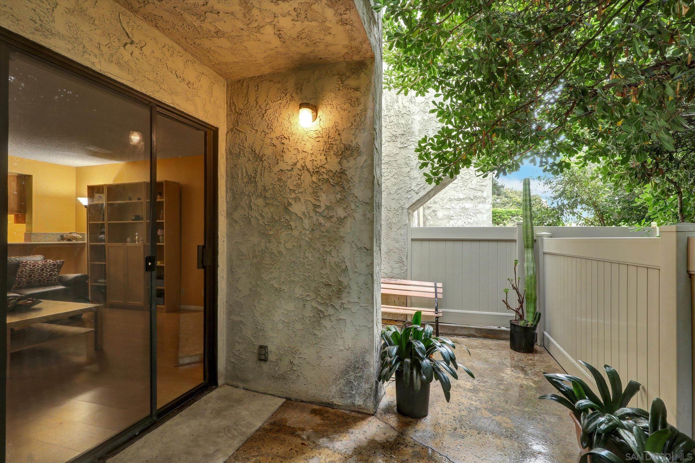 Detail Gallery Image 13 of 28 For 10750  Rickert Rd  #3,  San Diego,  CA 92126 - 2 Beds | 1/1 Baths