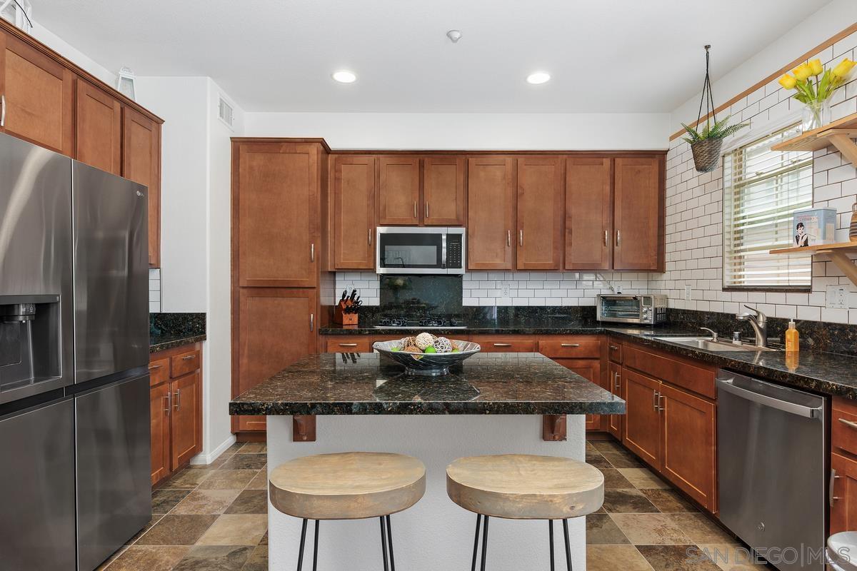 Detail Gallery Image 17 of 37 For 2443  Longstaff Ct., San Marcos,  CA 92078 - 3 Beds | 2/1 Baths