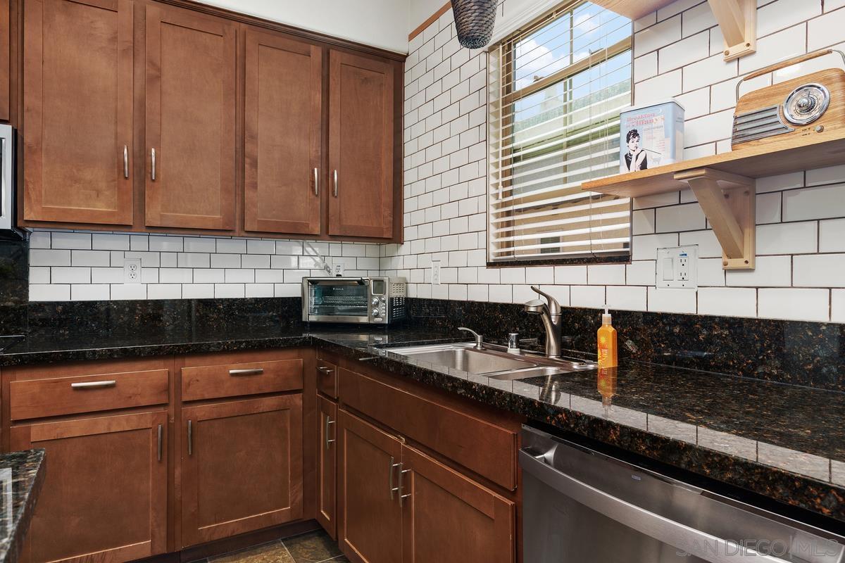 Detail Gallery Image 18 of 37 For 2443  Longstaff Ct., San Marcos,  CA 92078 - 3 Beds | 2/1 Baths